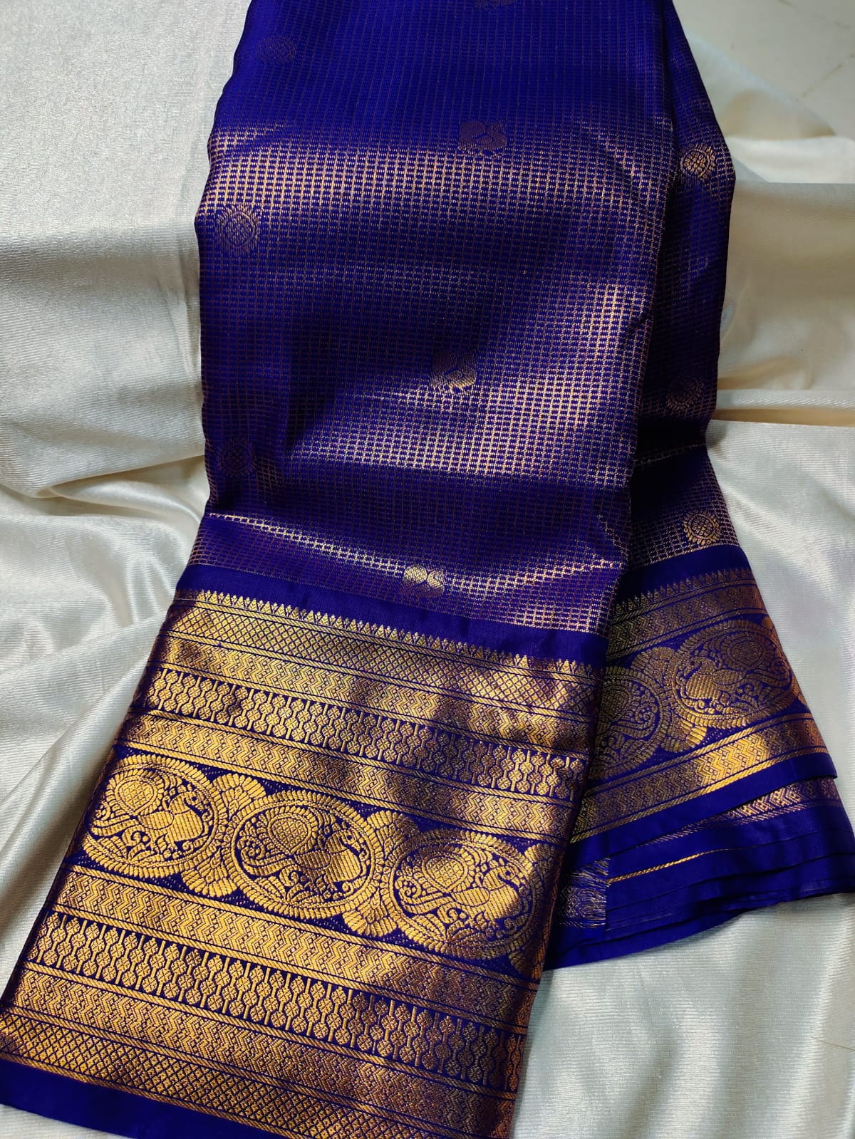వింటేజ్ గద్వాల్ సిల్క్స్