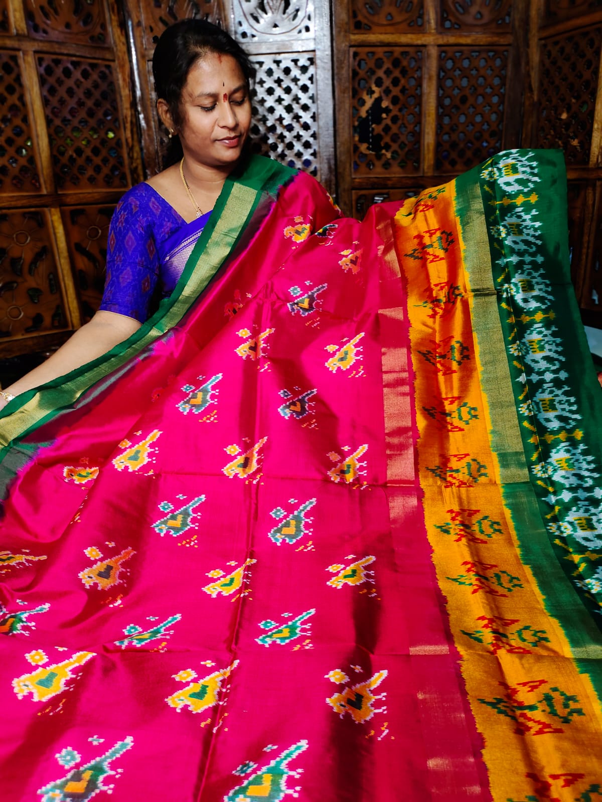 50% offer ikkat pattu sarees 
Silk mark certified