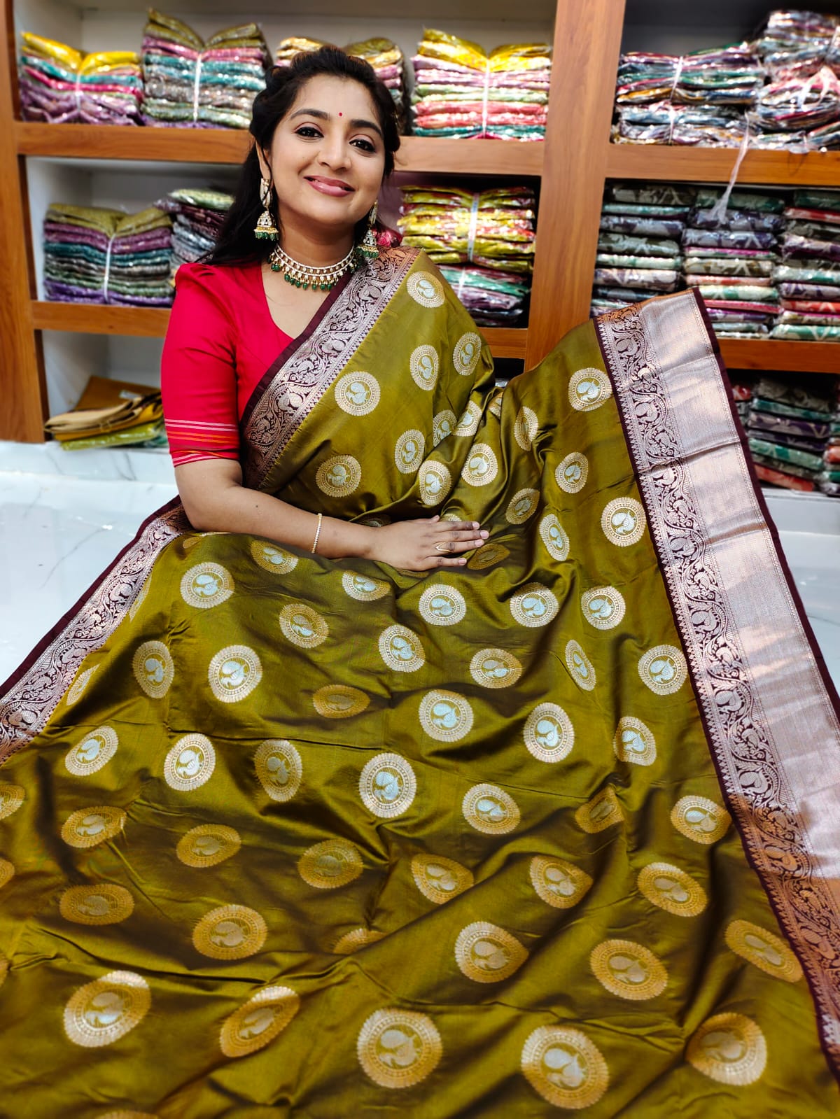 Pure katan pattu