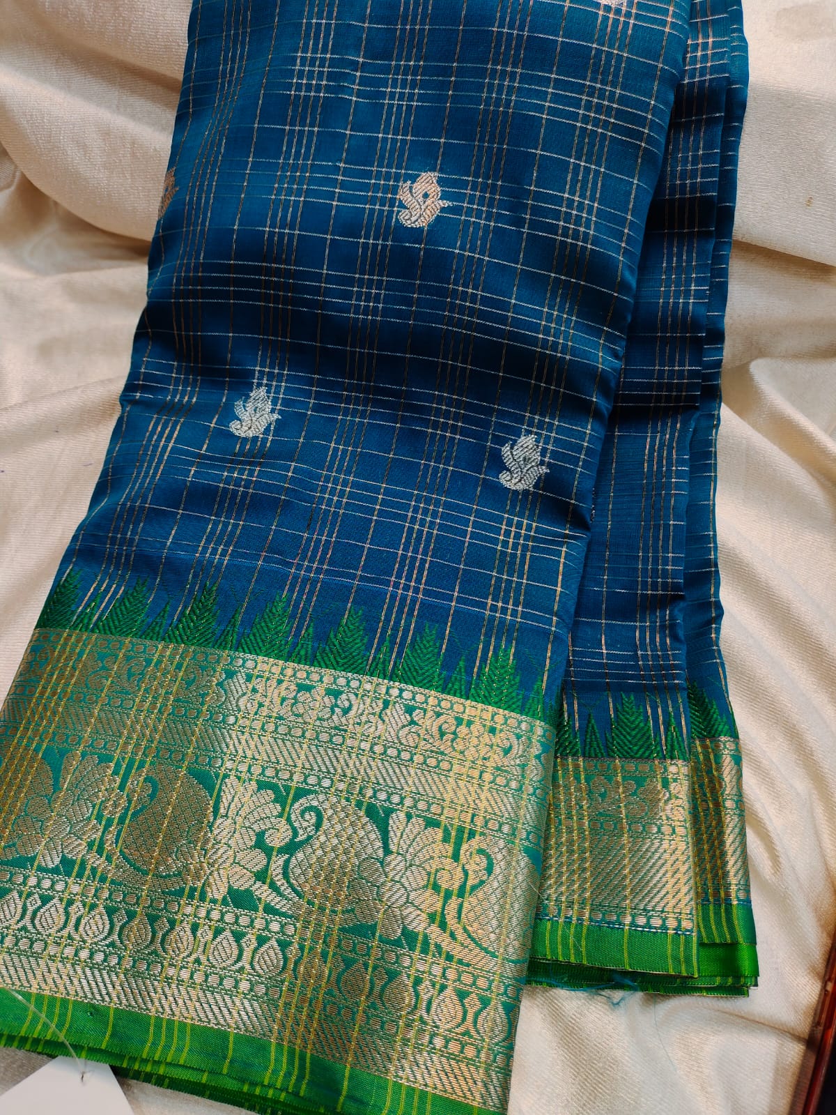 VG999