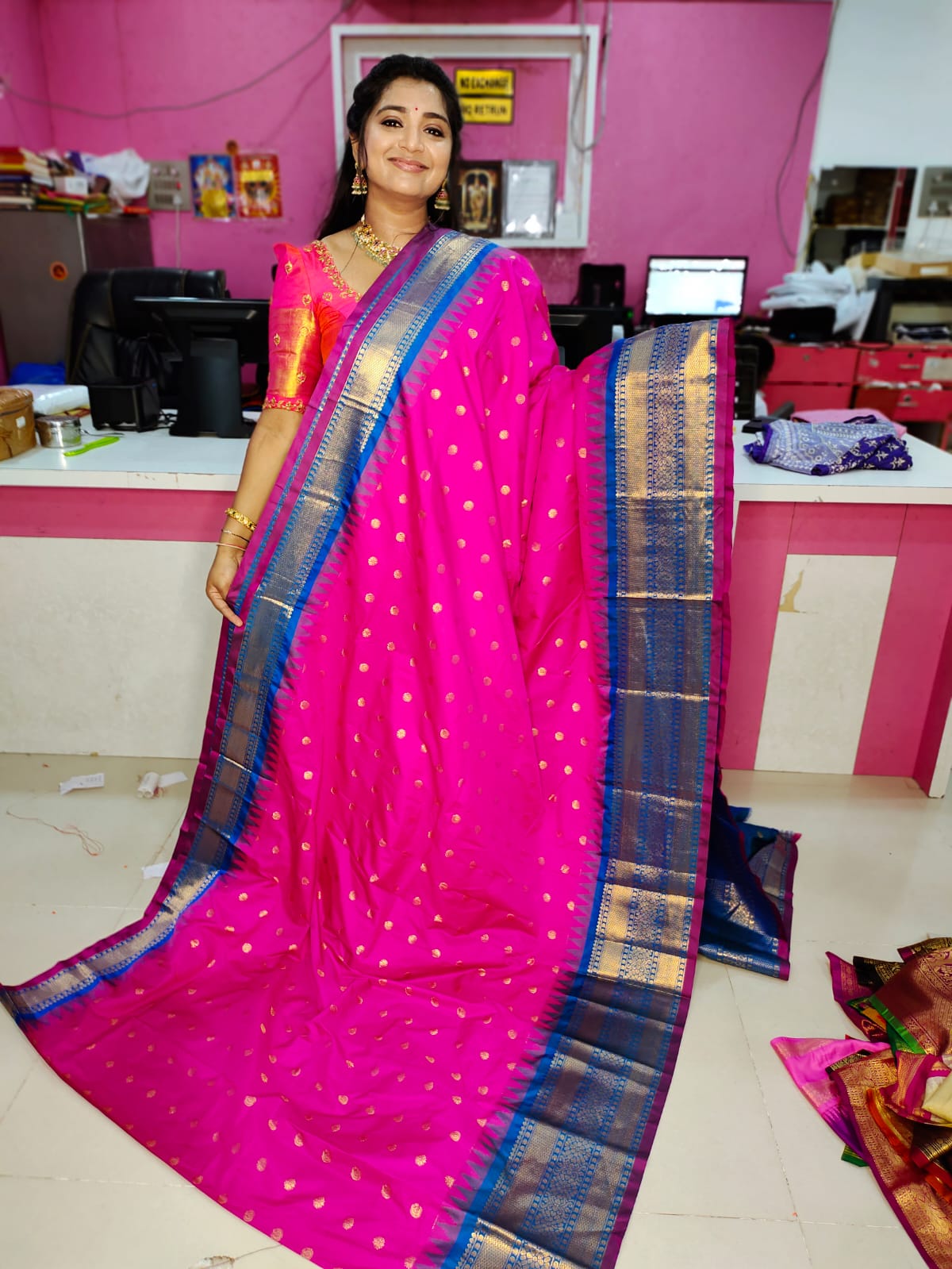 60% offer gadwal sale