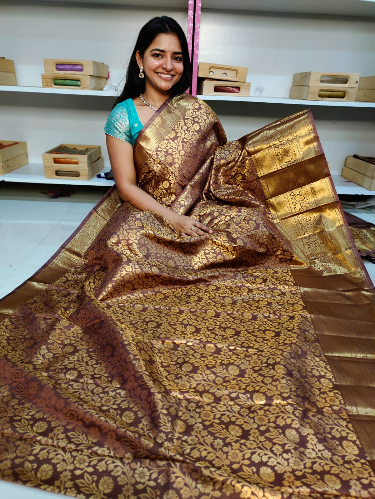 90% offer kanchi pattu collections