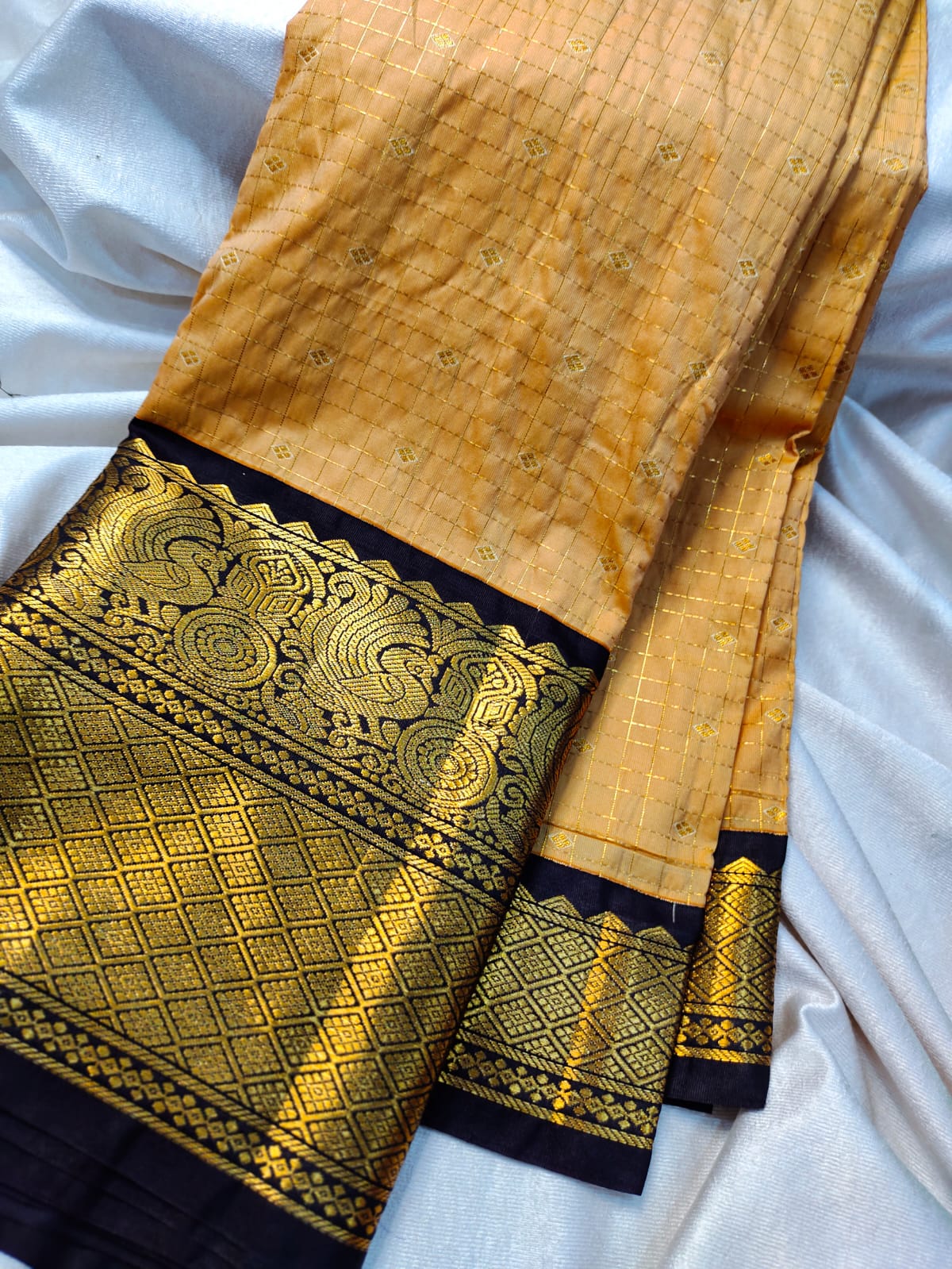 60% offer gadwal sarees