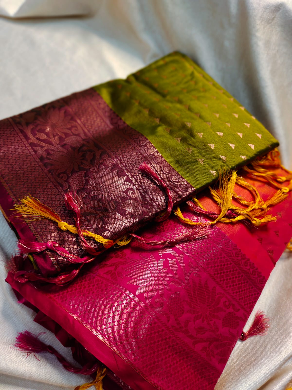 1+1 offer Uppada silk