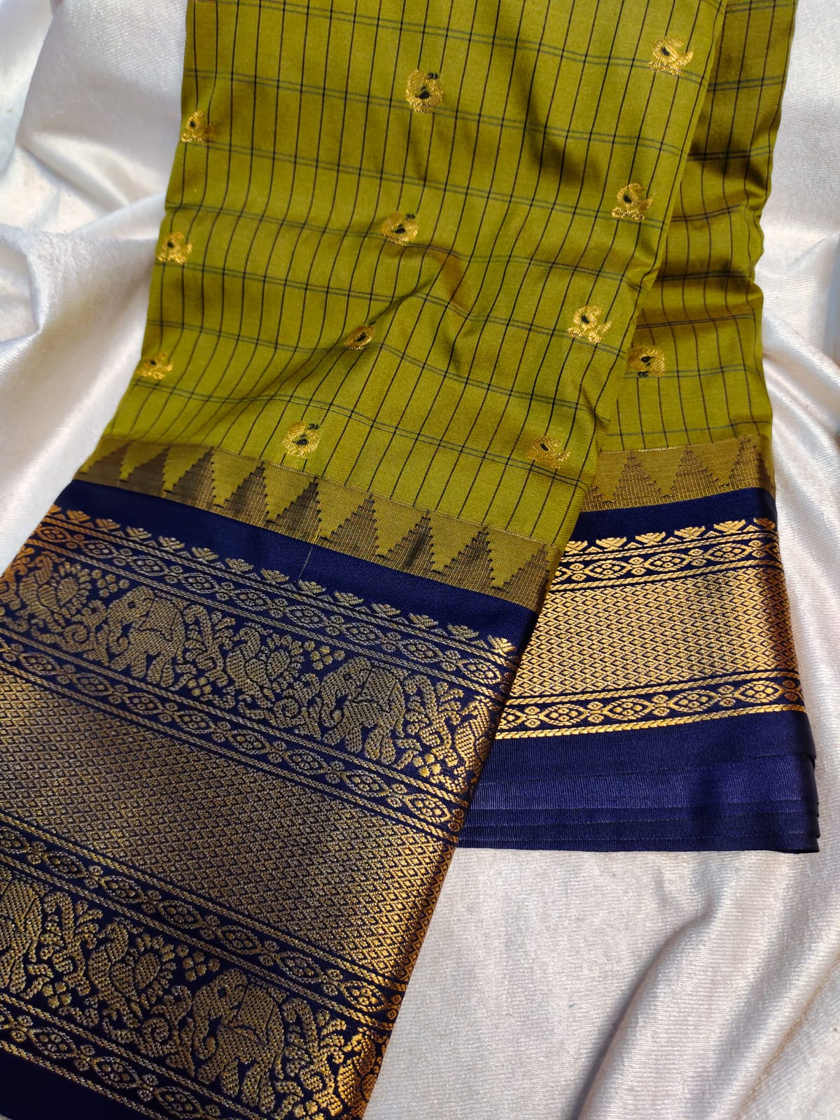 Sravanam gadwal sale