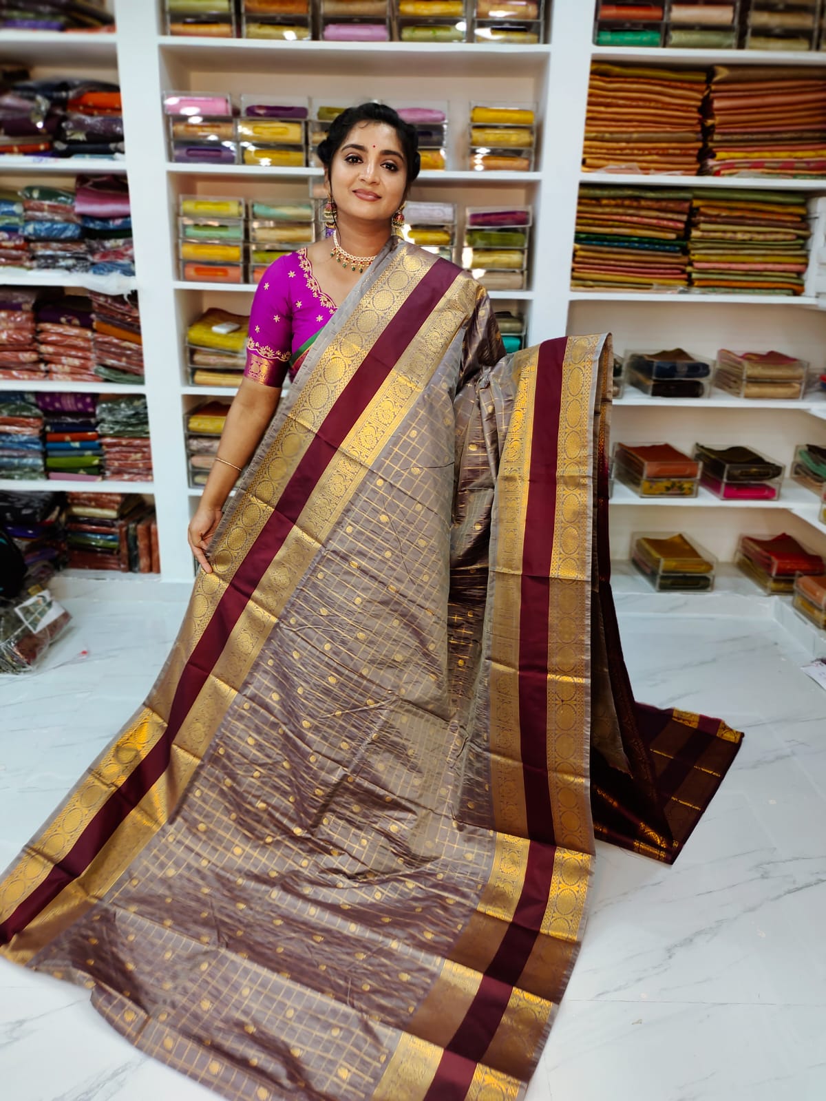 50% offer Valli gadwal