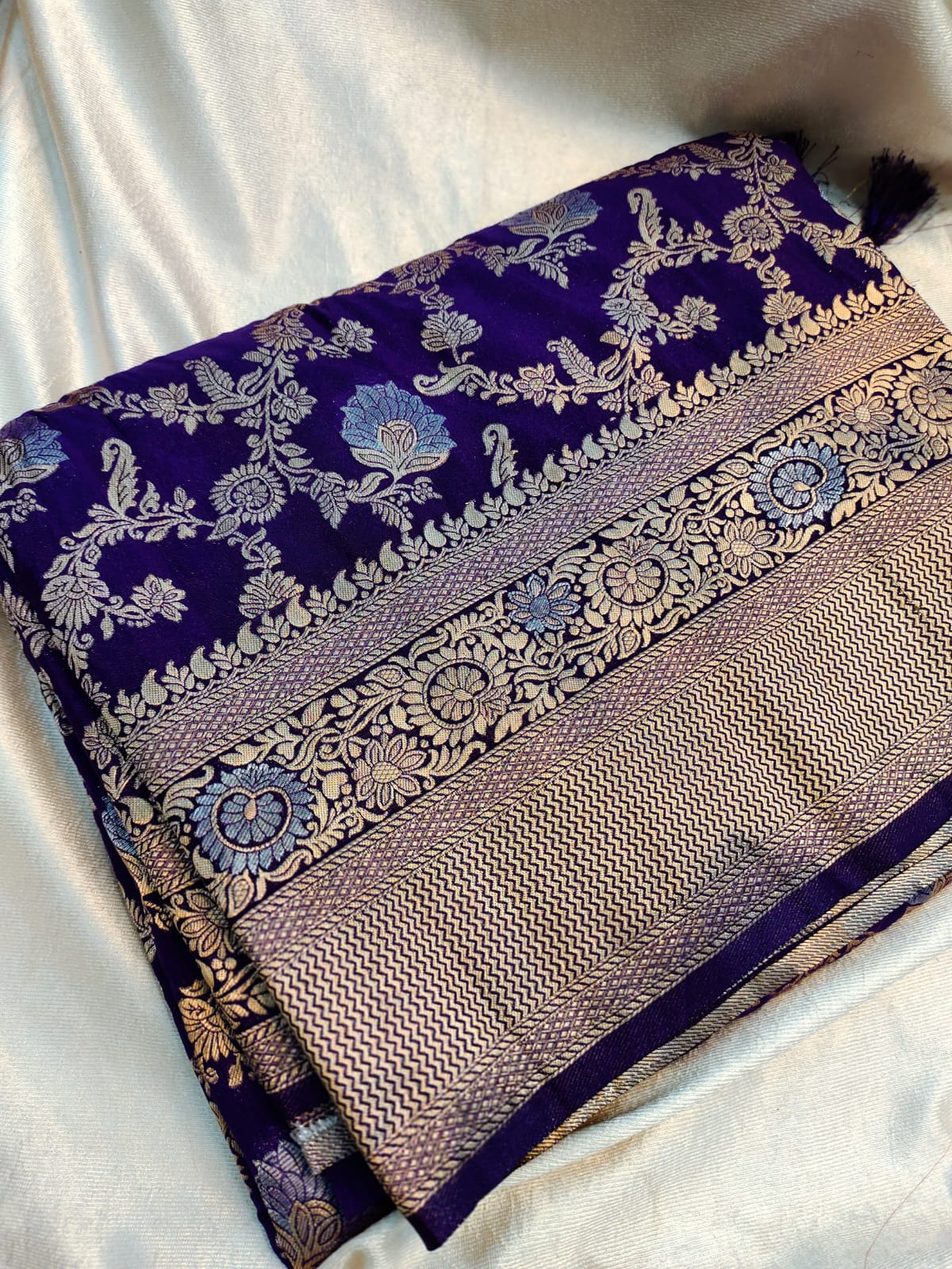 GB1350