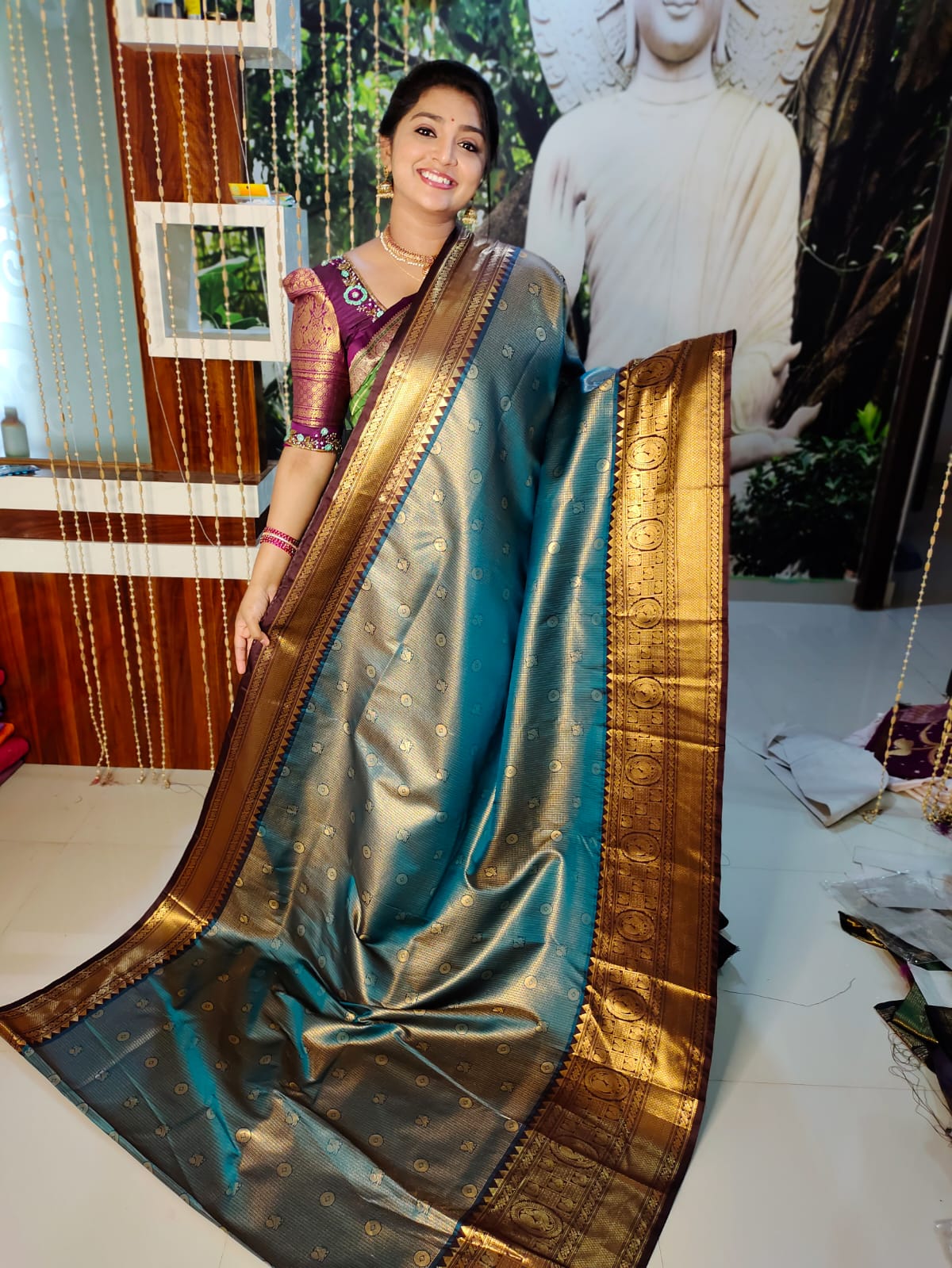 50% offer Valli gadwal