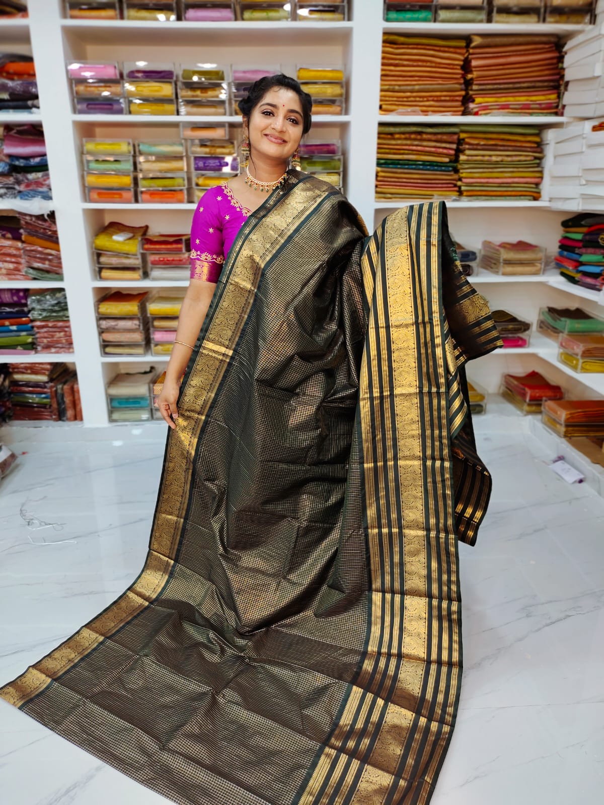 50% offer Valli gadwal