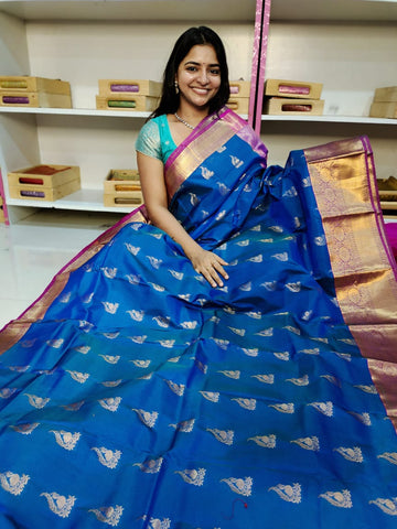 Gadwal offer sarees