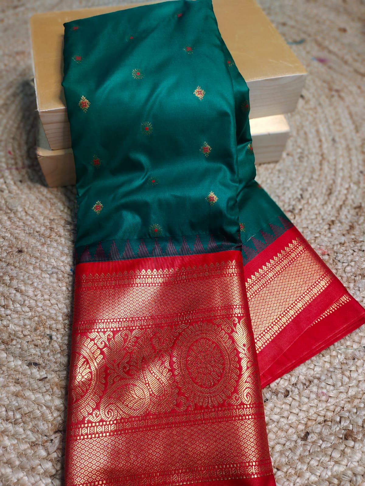 Primeme Meenakari gadwal silk saree