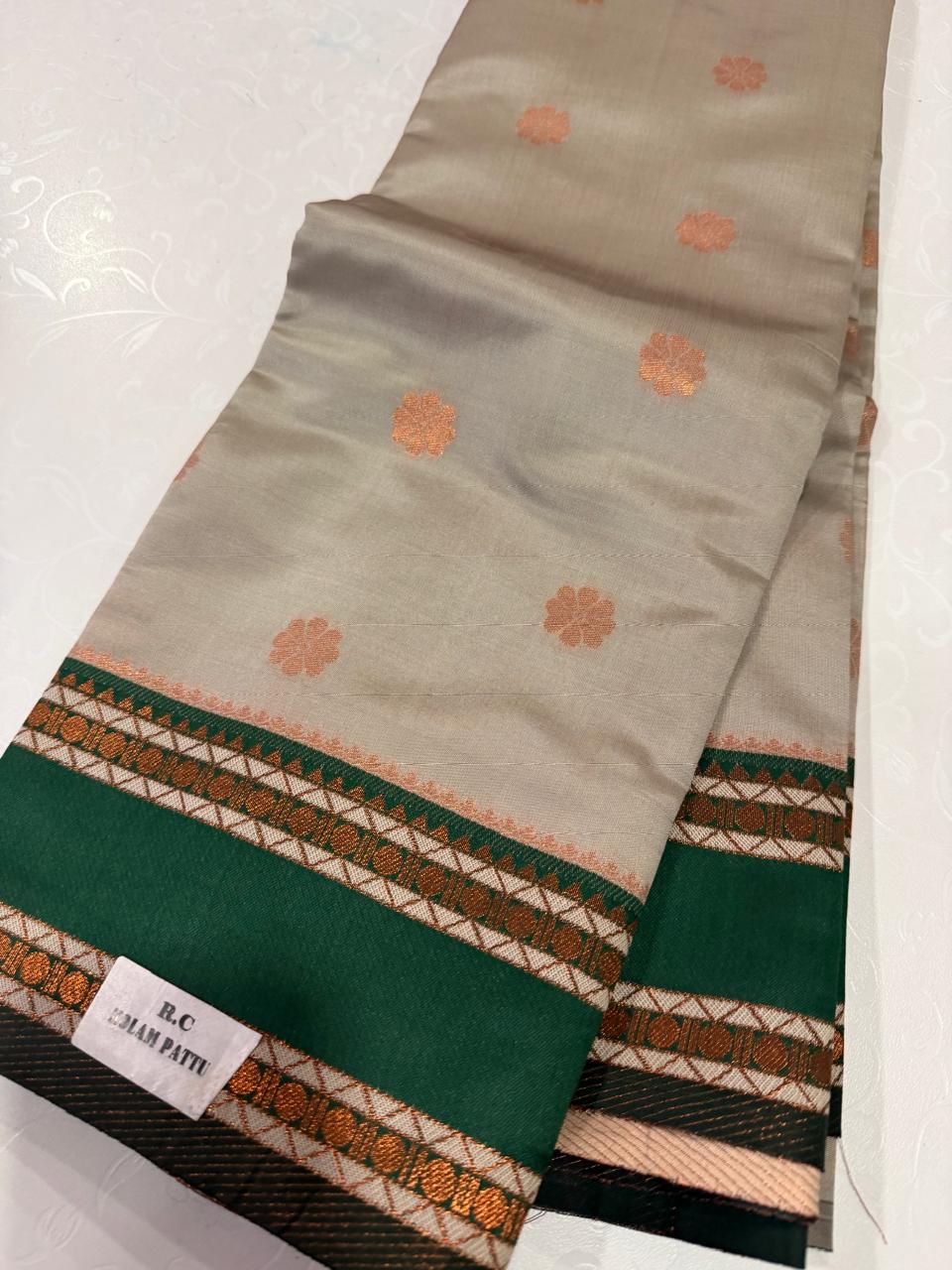 క్లియరెన్స్ అమ్మకం
