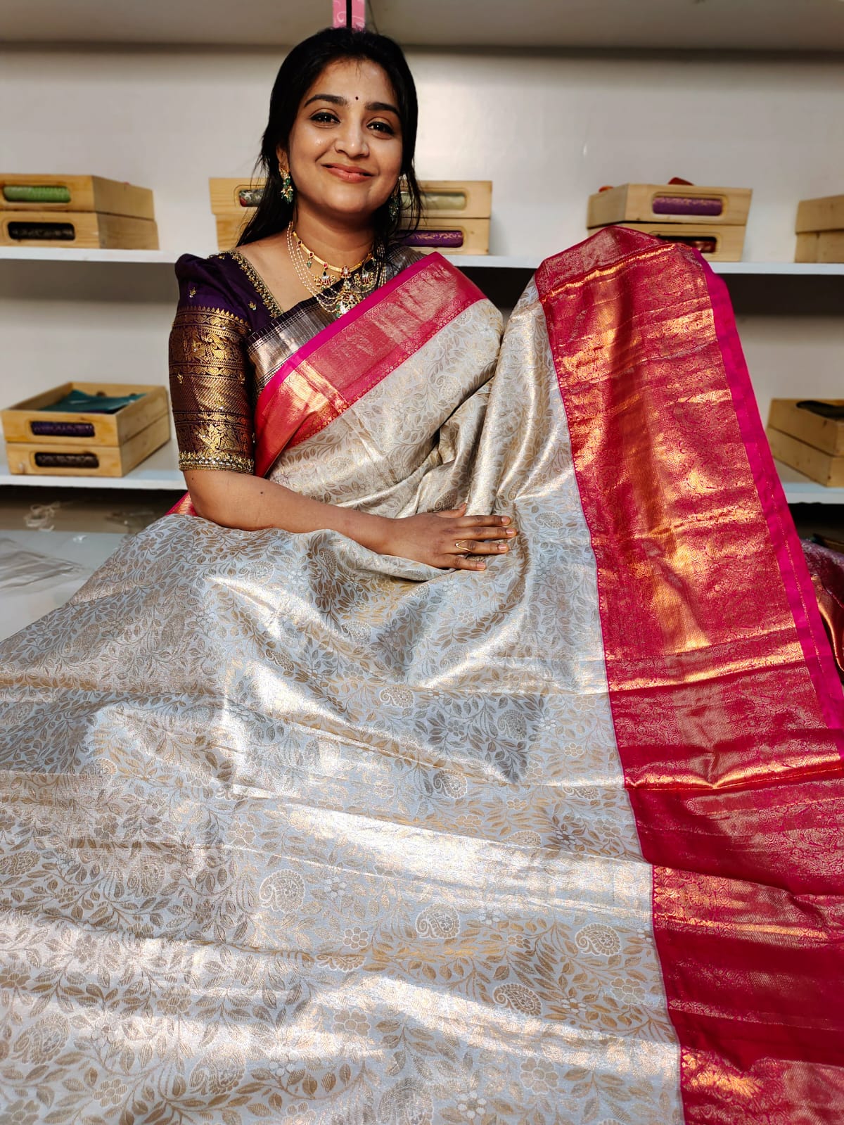 90% ఆఫర్ కంచి పట్టు సేకరణ