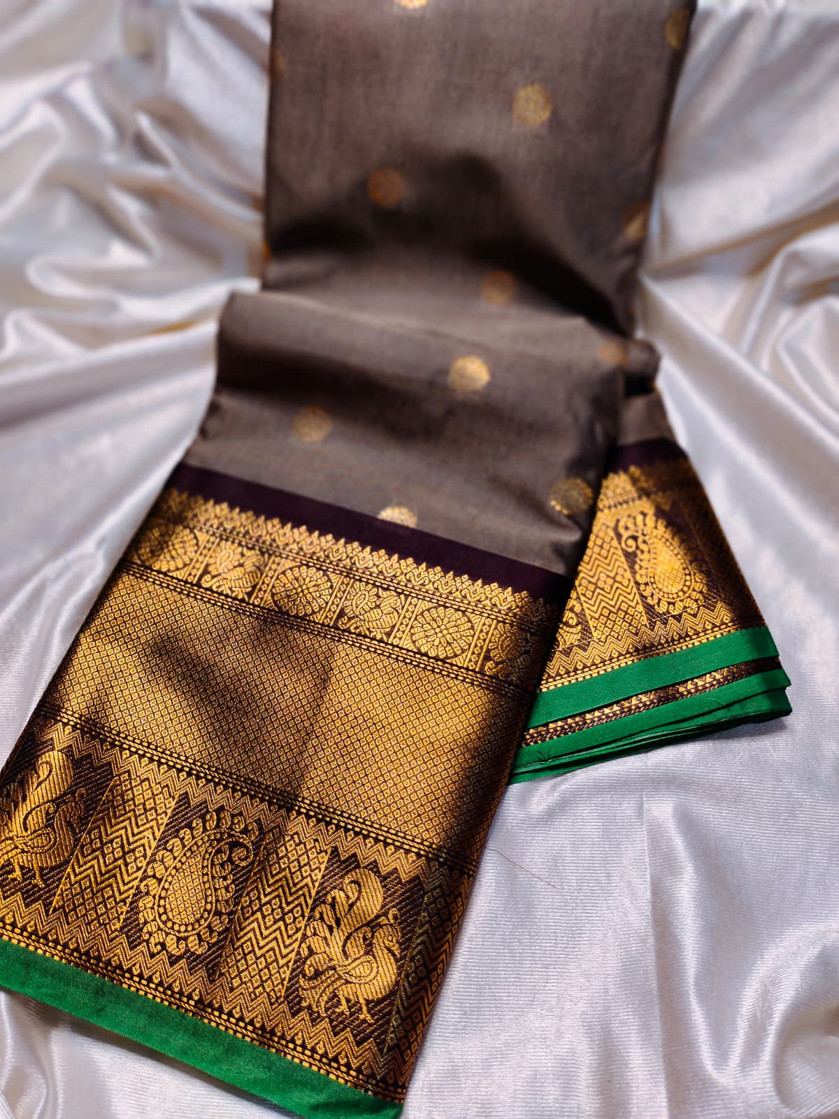 Vitange gadwal silk saree
