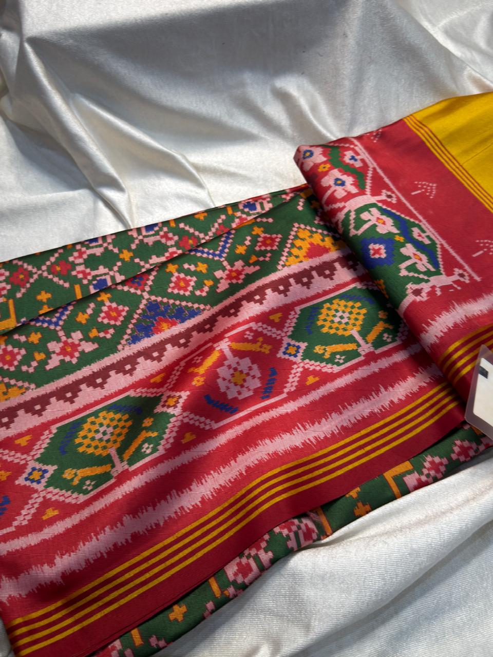 Patola sale