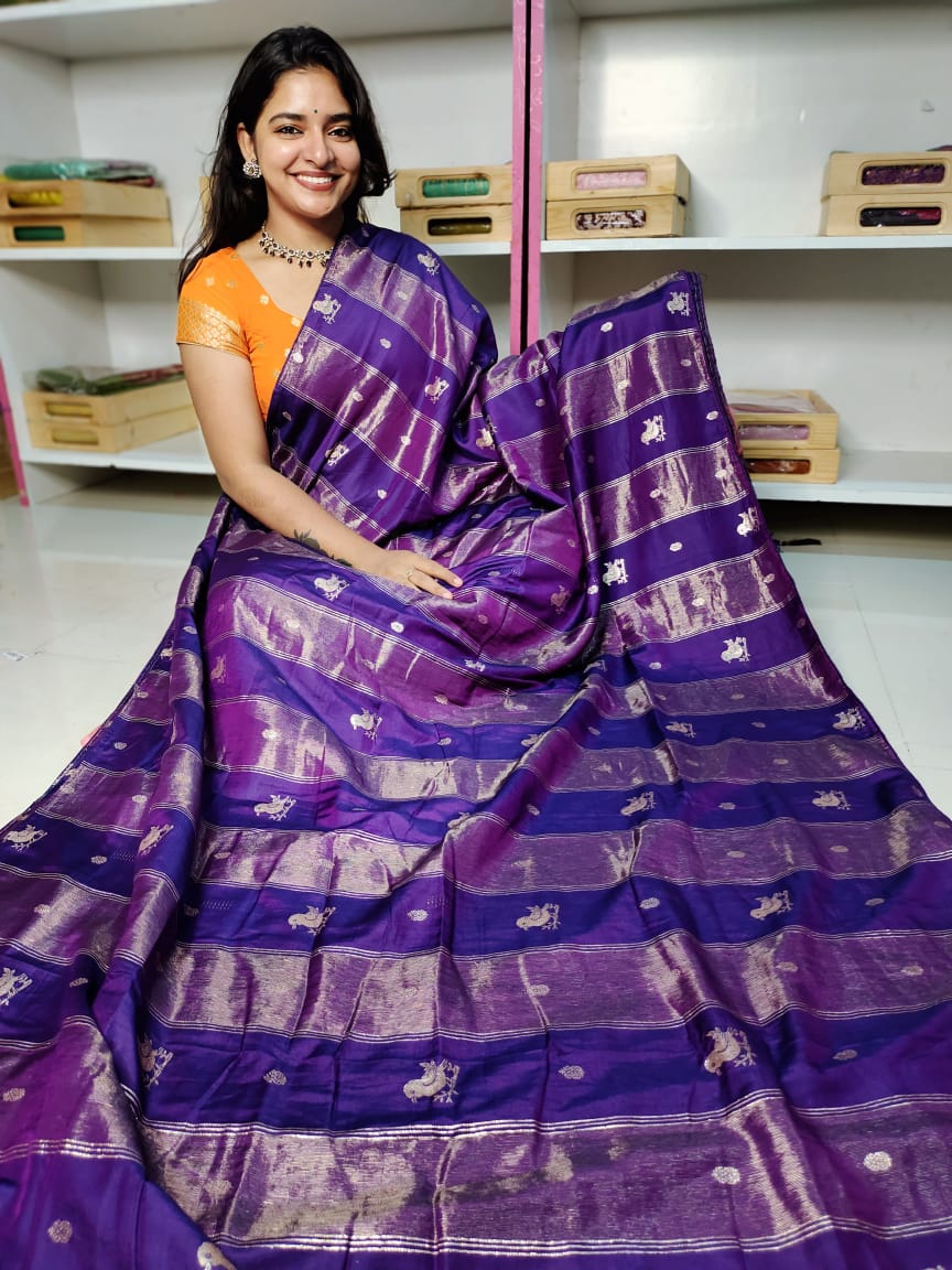 దీపావళికి చీరలు ఆఫర్ చేయండి