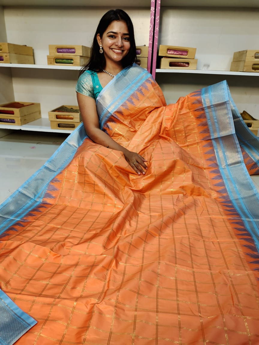 Gadwal offer sarees