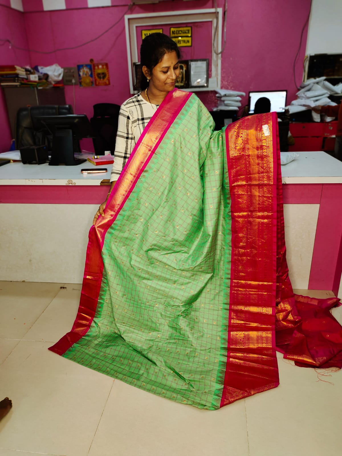 60% offer gadwal sale
