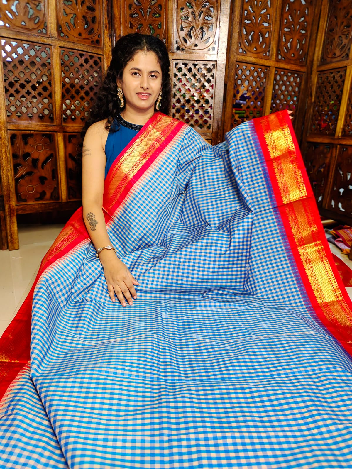 50% offer Saree