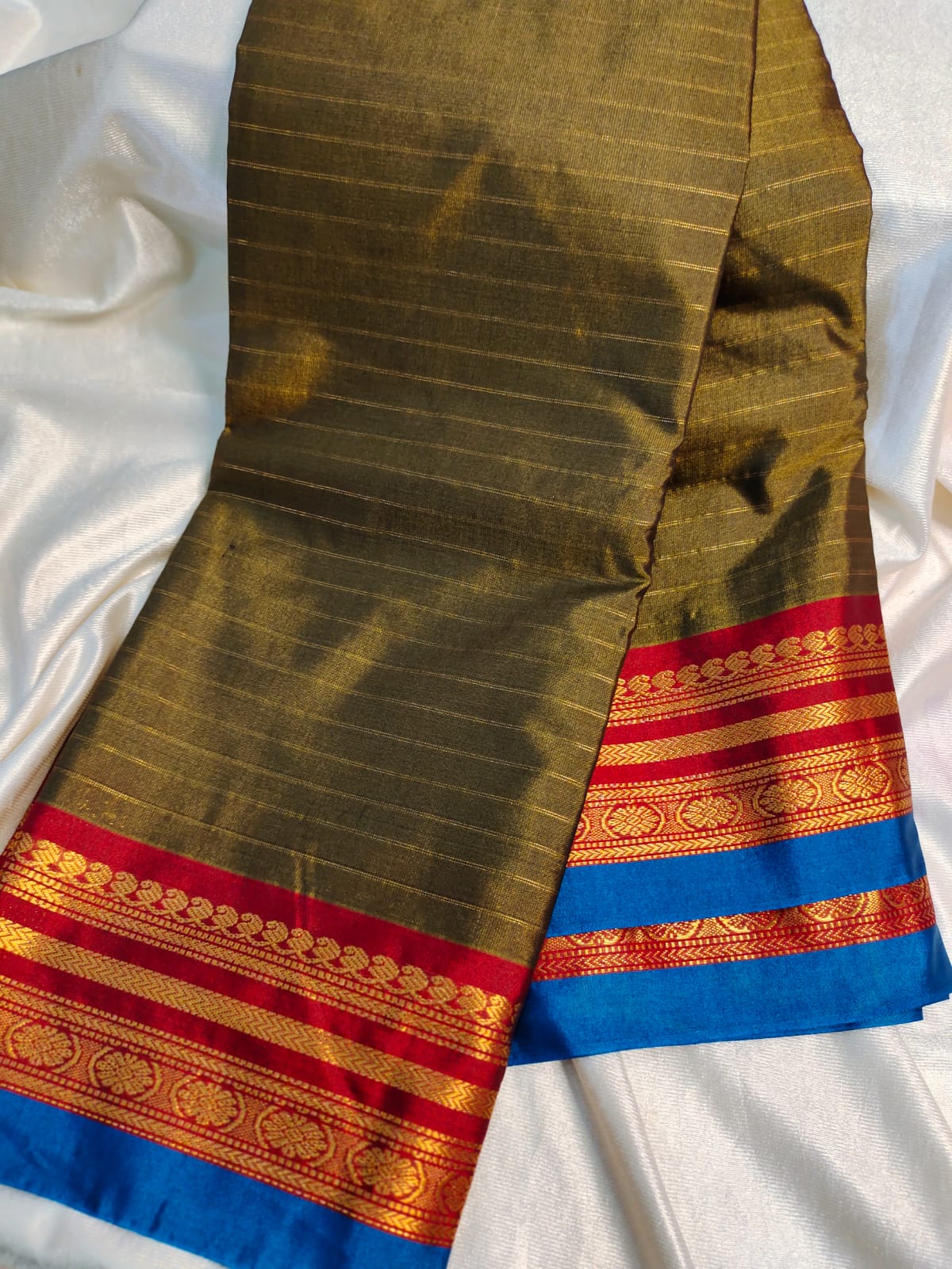Vintage gadwal silk saree