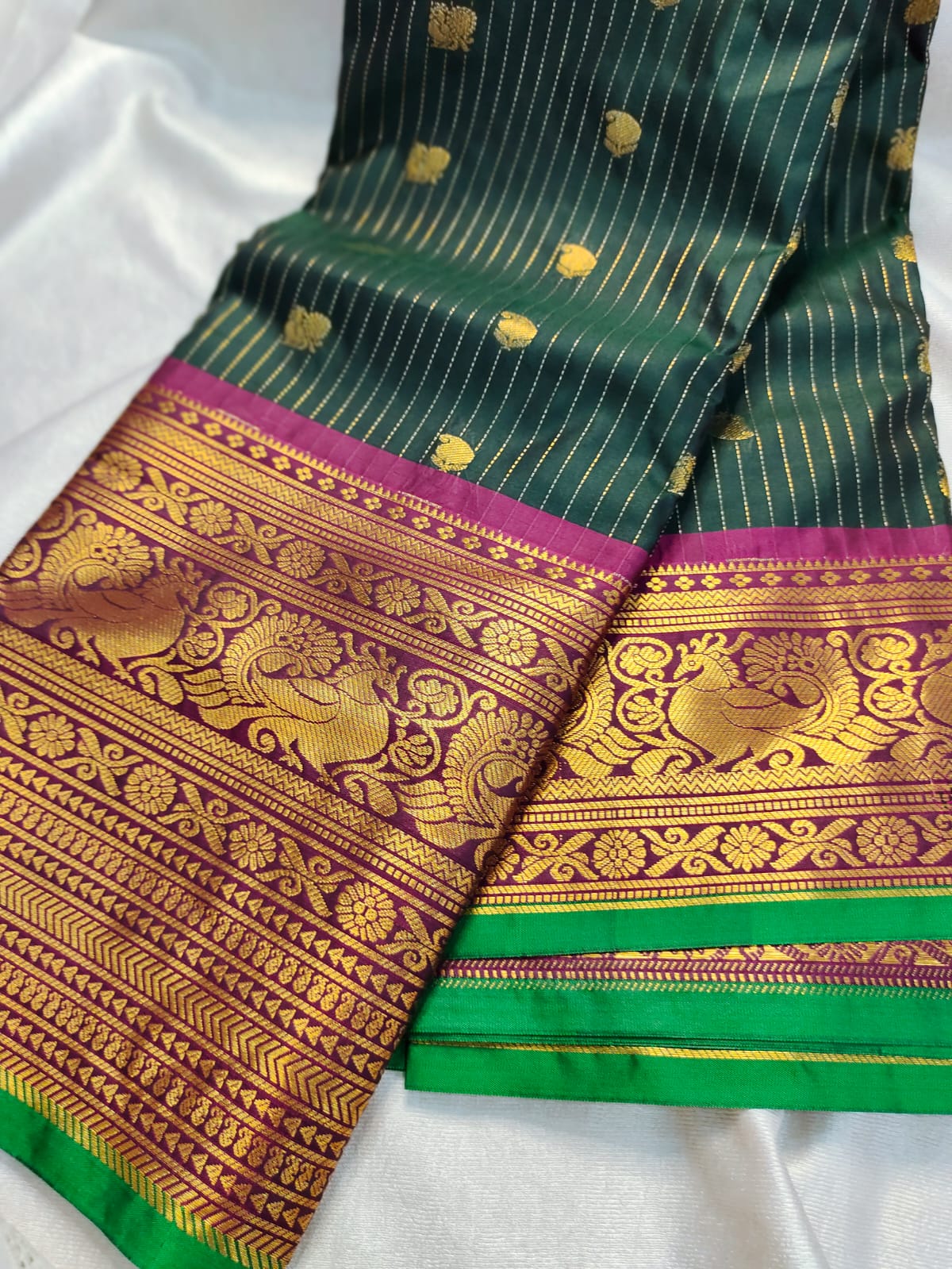 Vintage valli gadwal