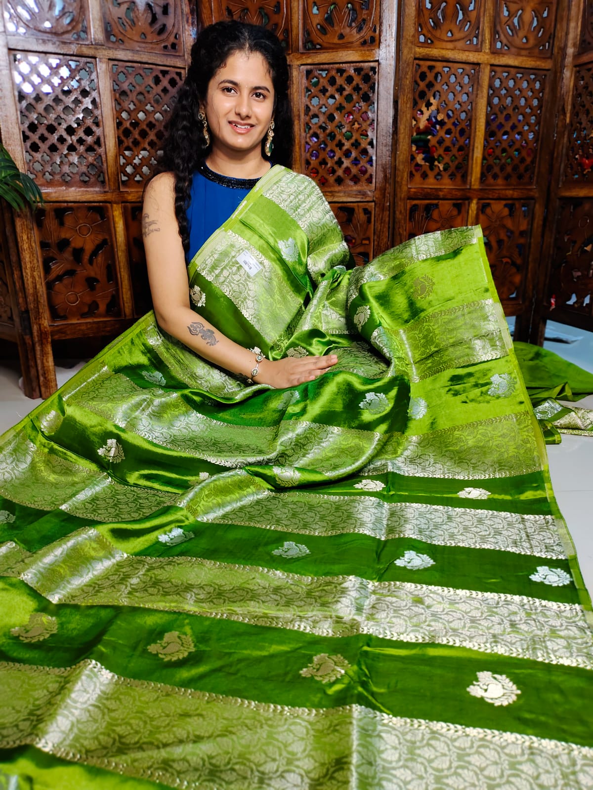 50% చీర ఆఫర్