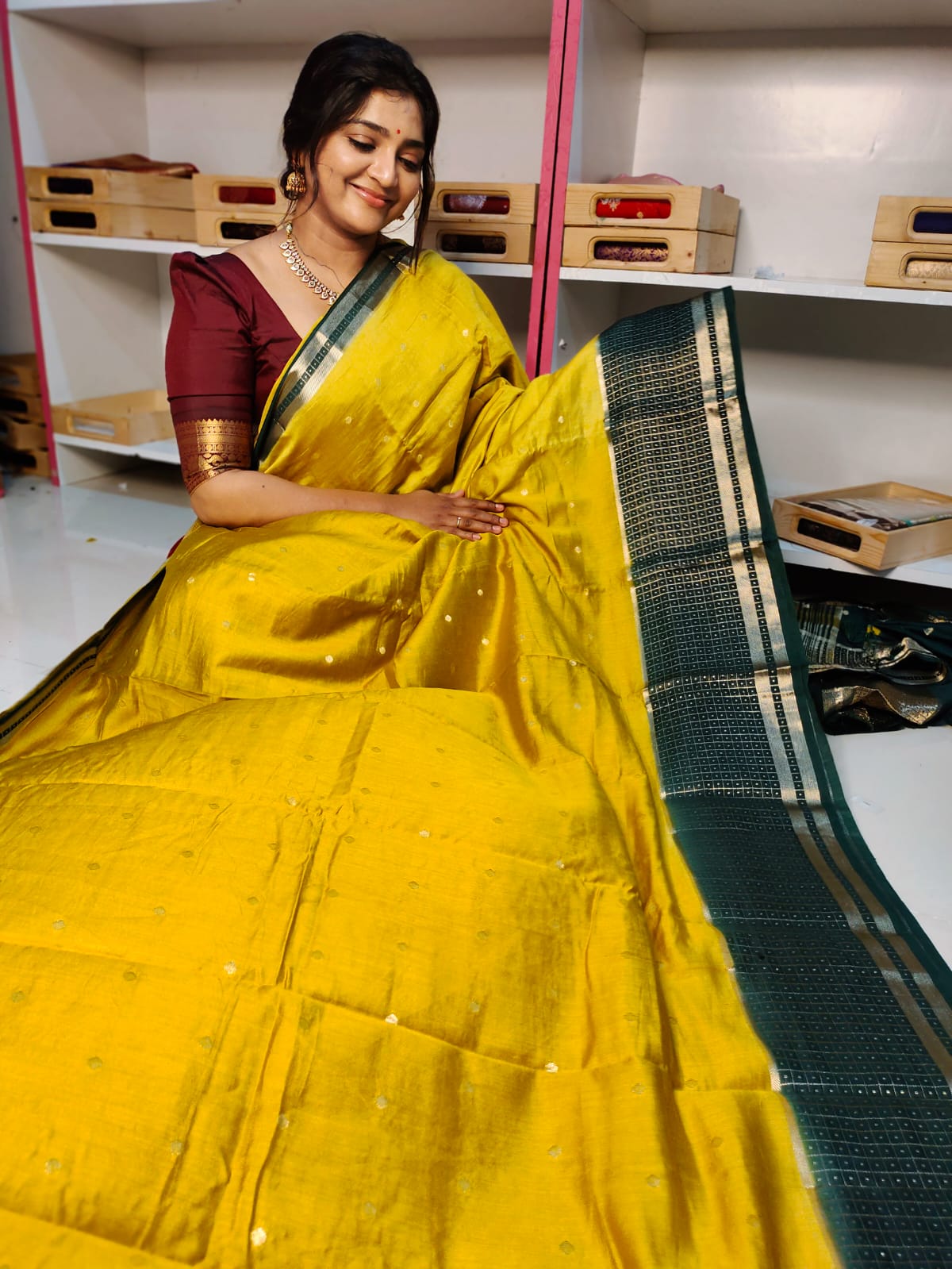 BN2200 ద్వారా మరిన్ని