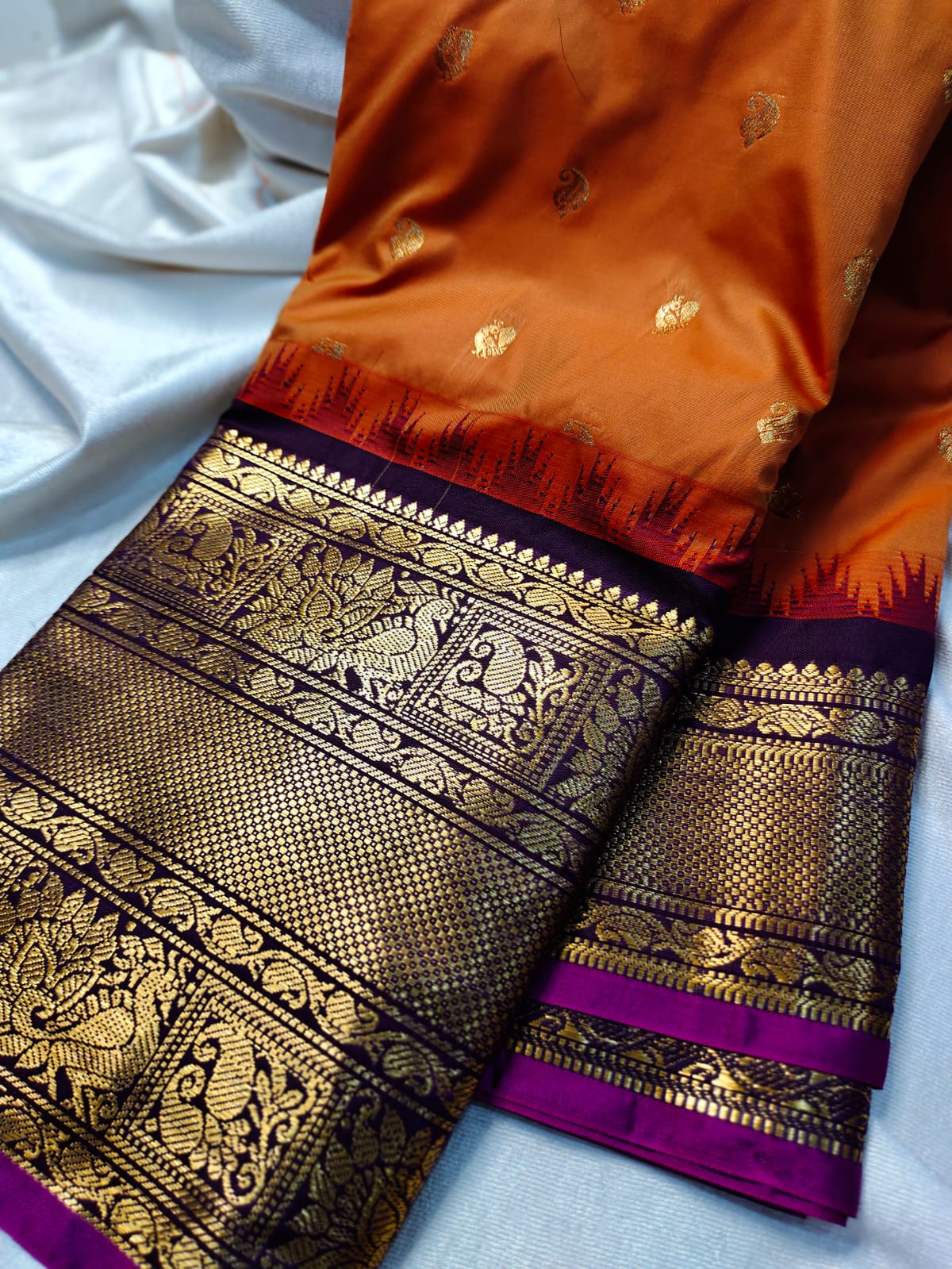 60% offer gadwal sarees