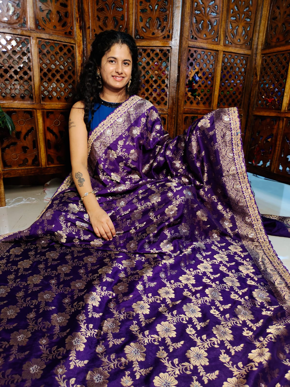 50% offer Saree