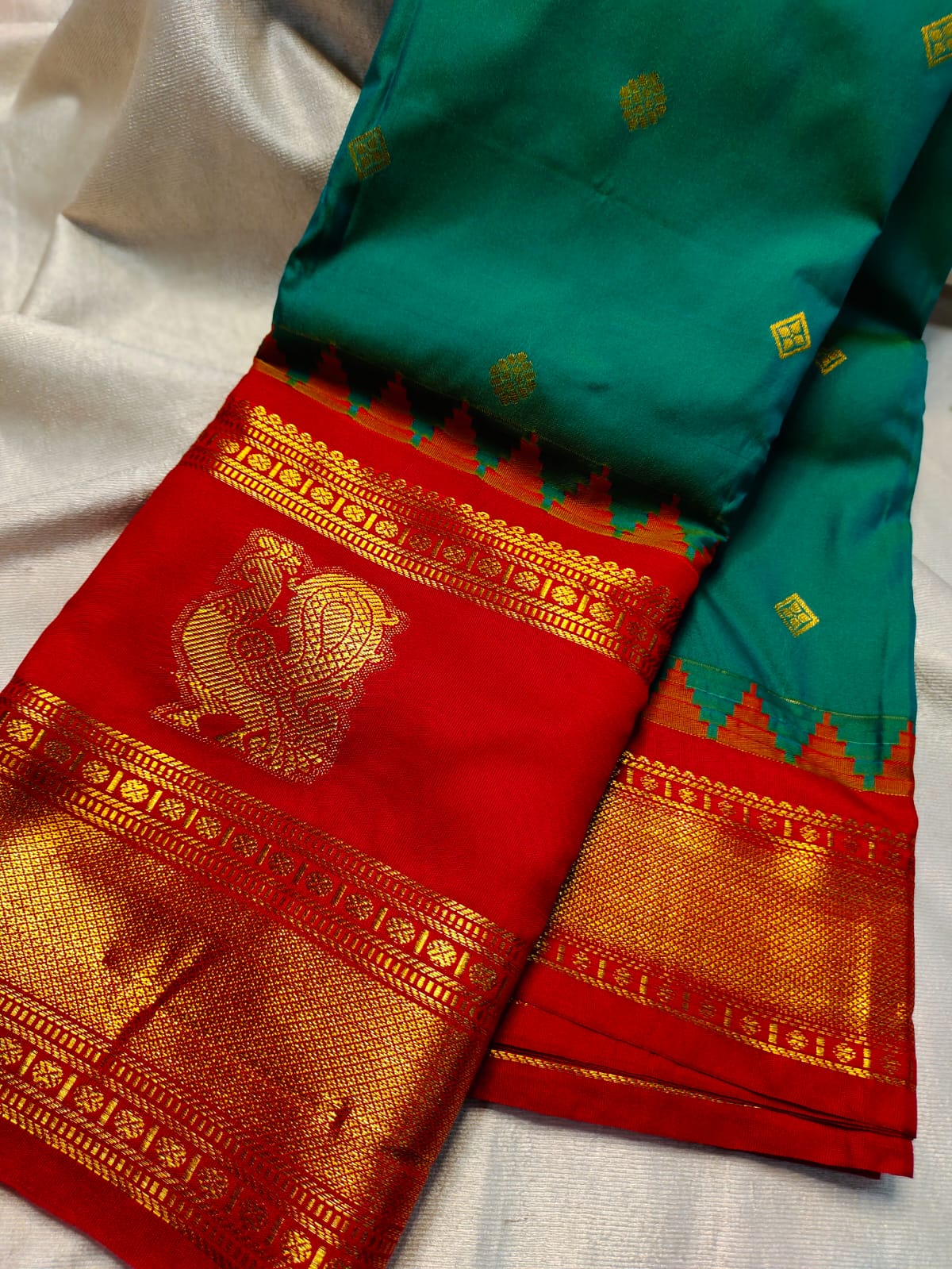 Sravanam gadwal sale