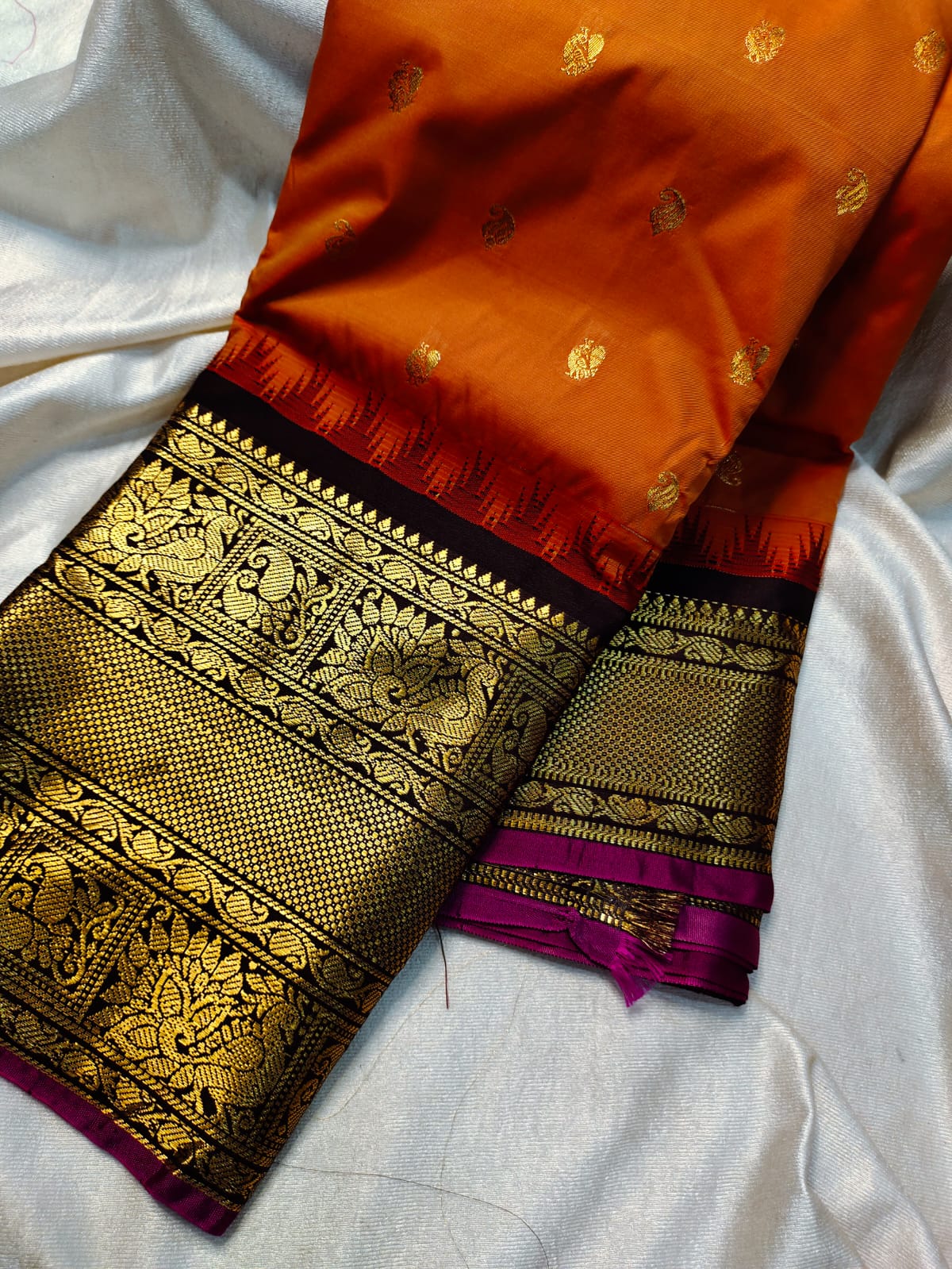 60% offer gadwal saree