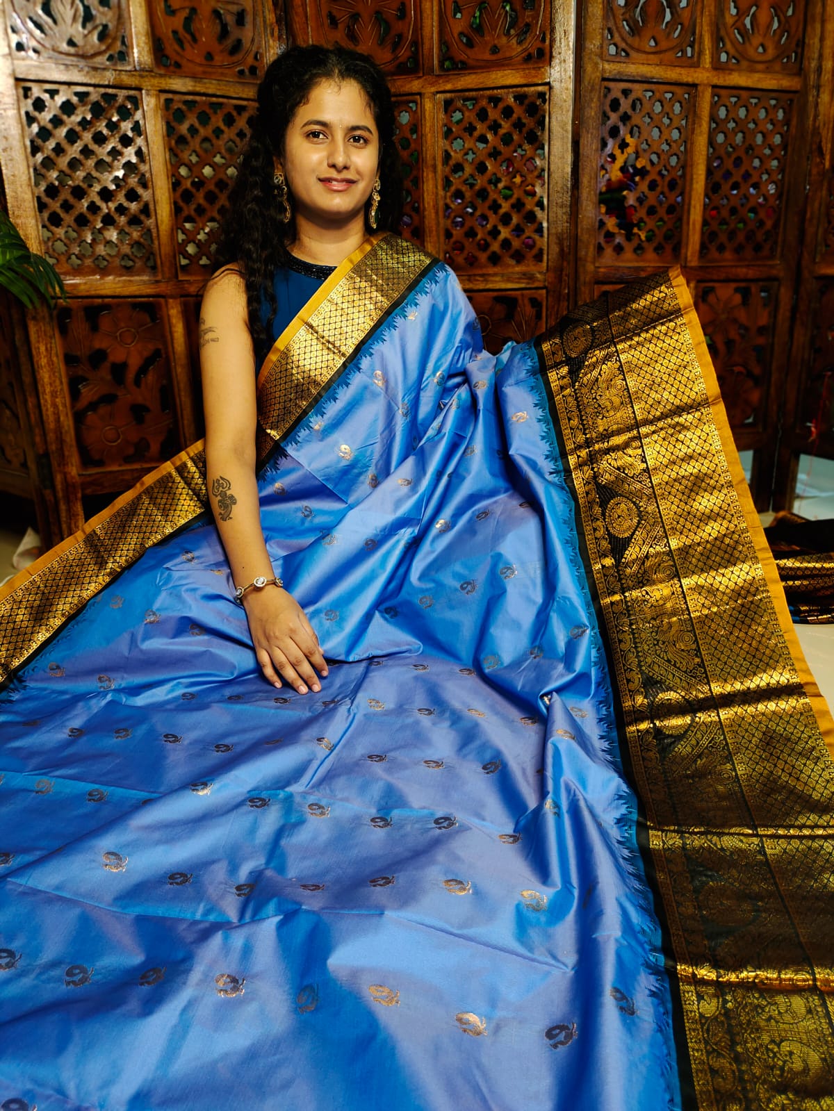 50% offer Saree