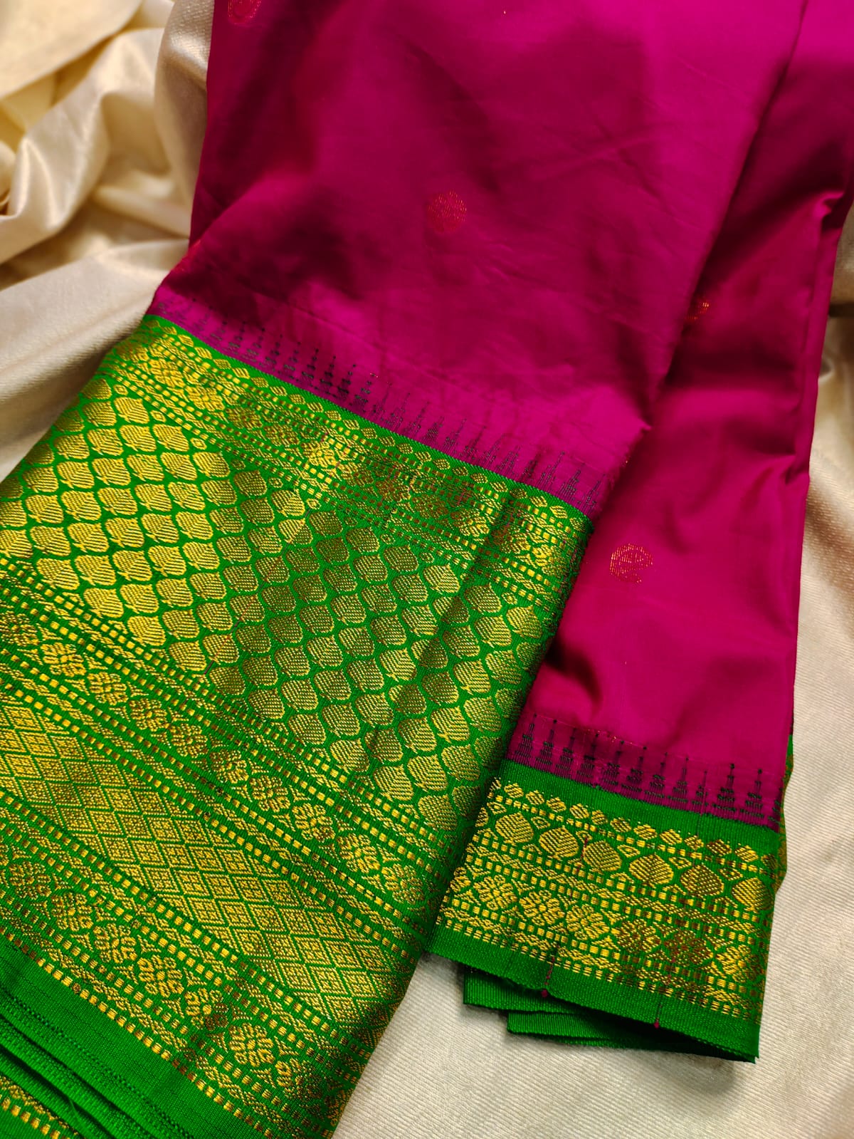 Gadwal sale