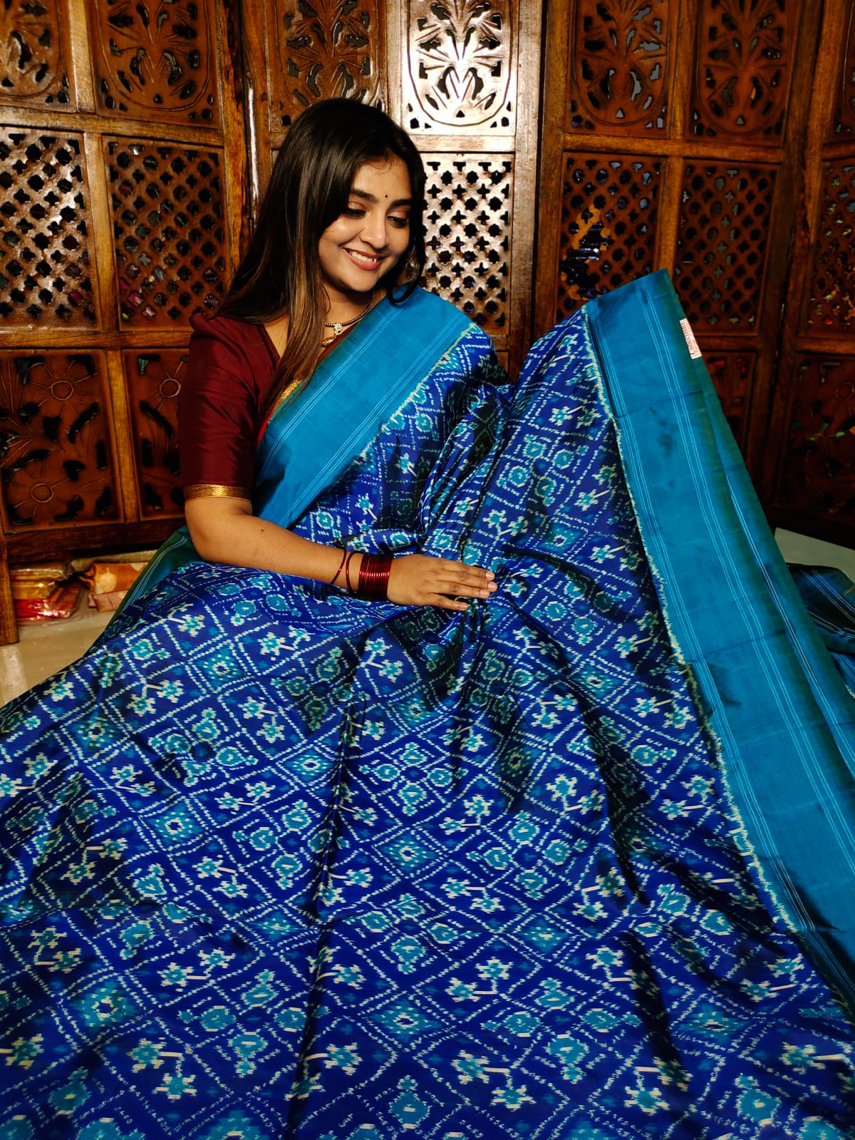 60% offer ikkat pattu silk Mark certified Sarees
