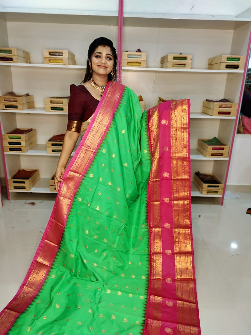 50% గద్వాల్ సిల్క్ చీర ఆఫర్