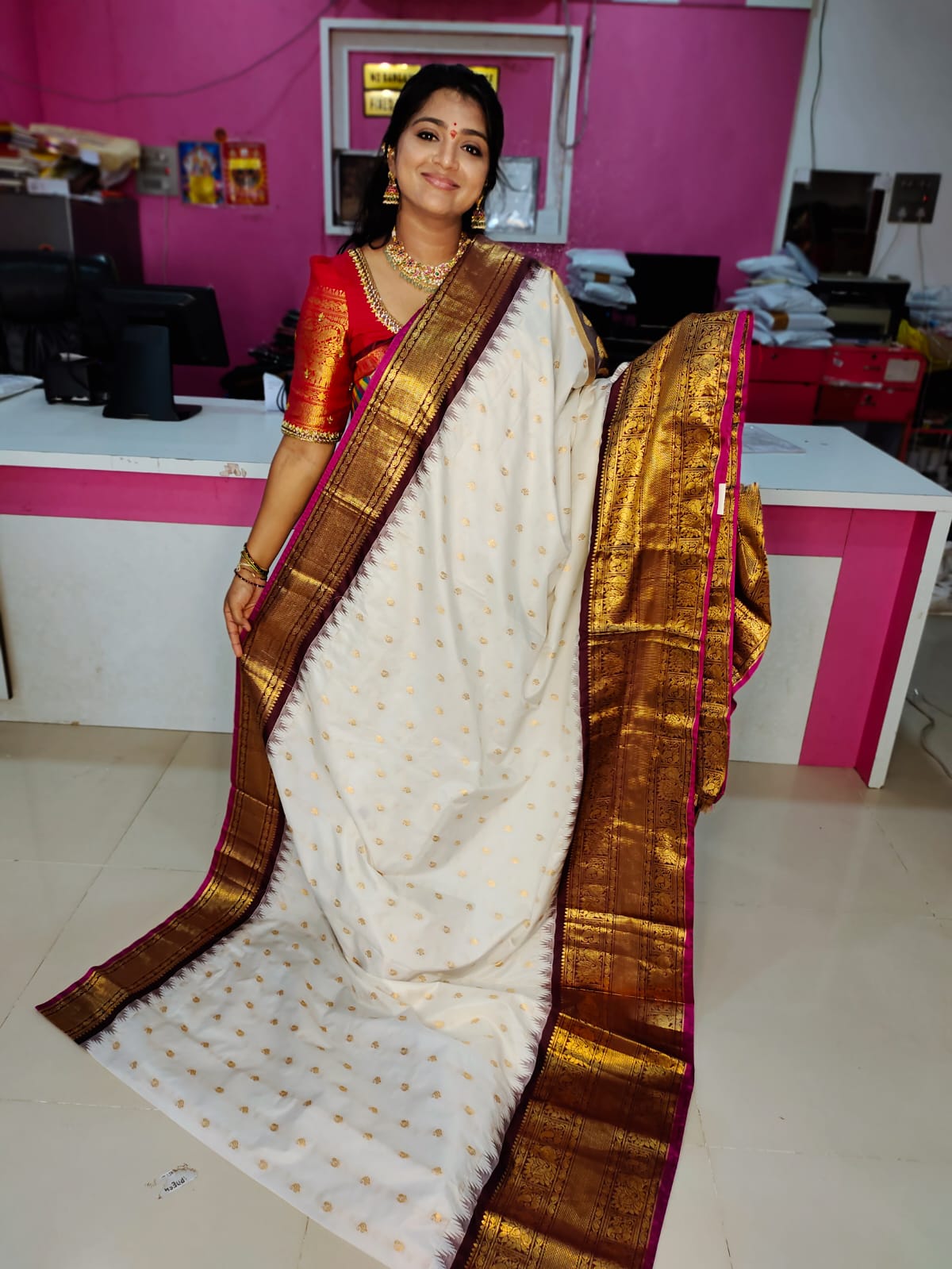 60% offer gadwal sale