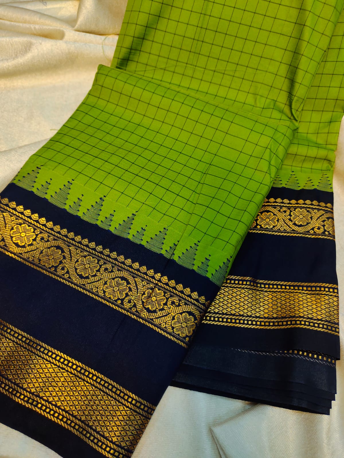 Sravanam gadwal sale