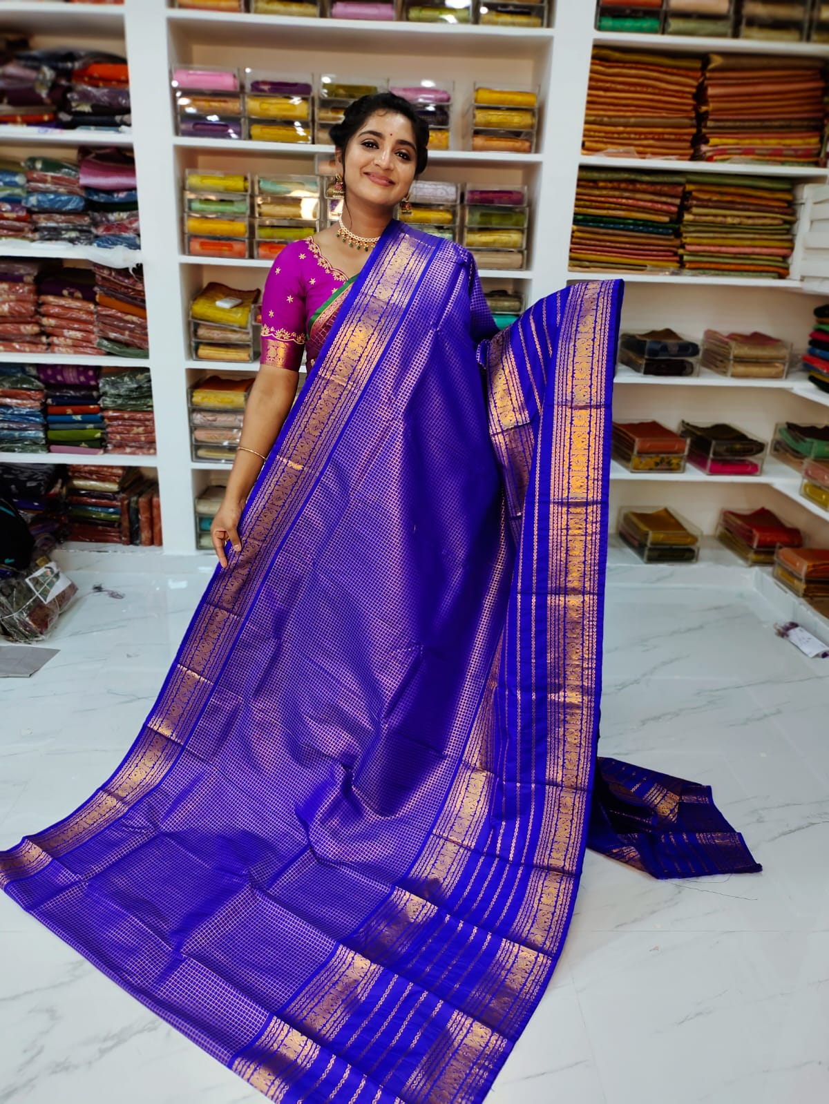 50% offer Valli gadwal