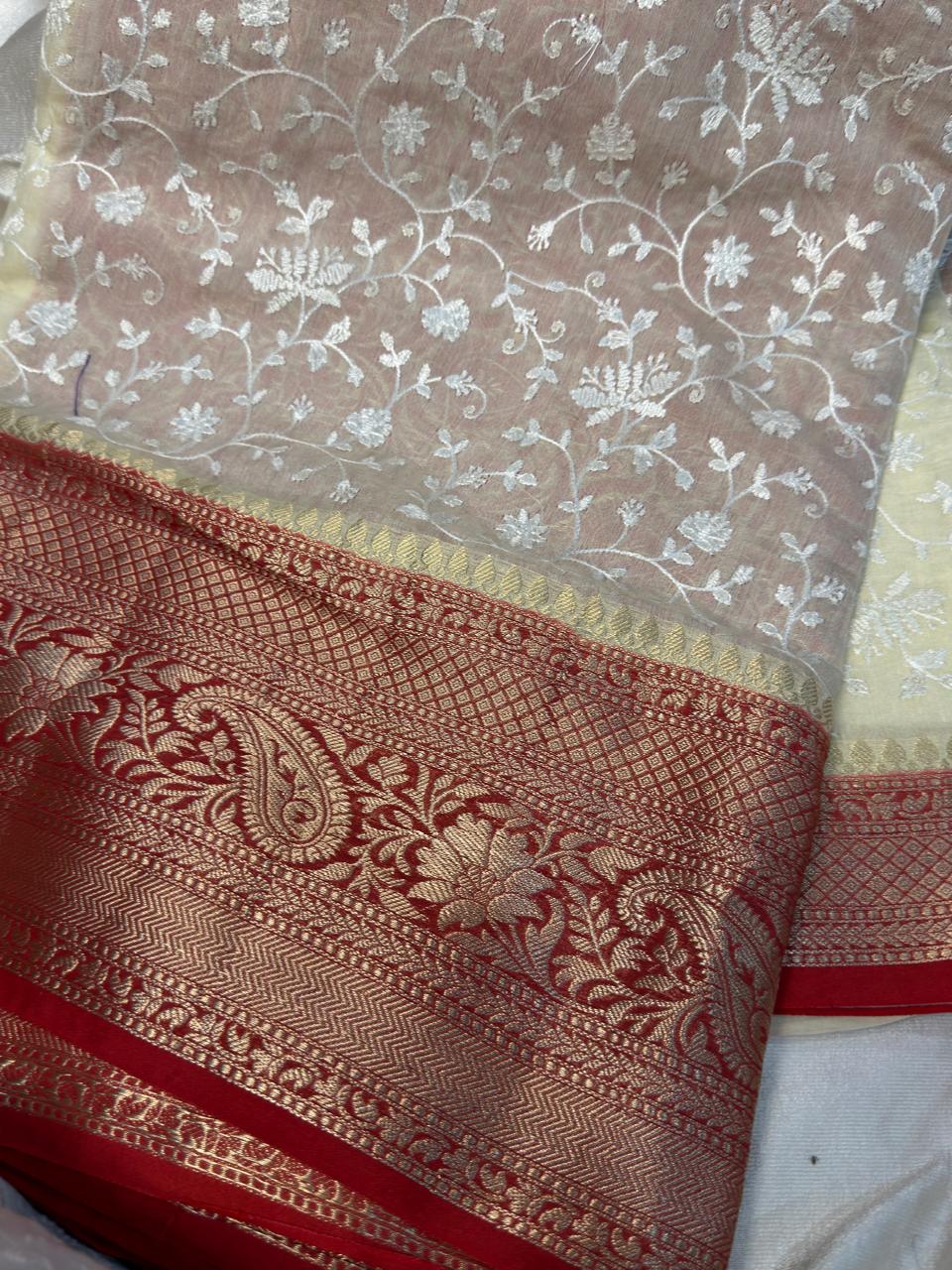 65% offer saree