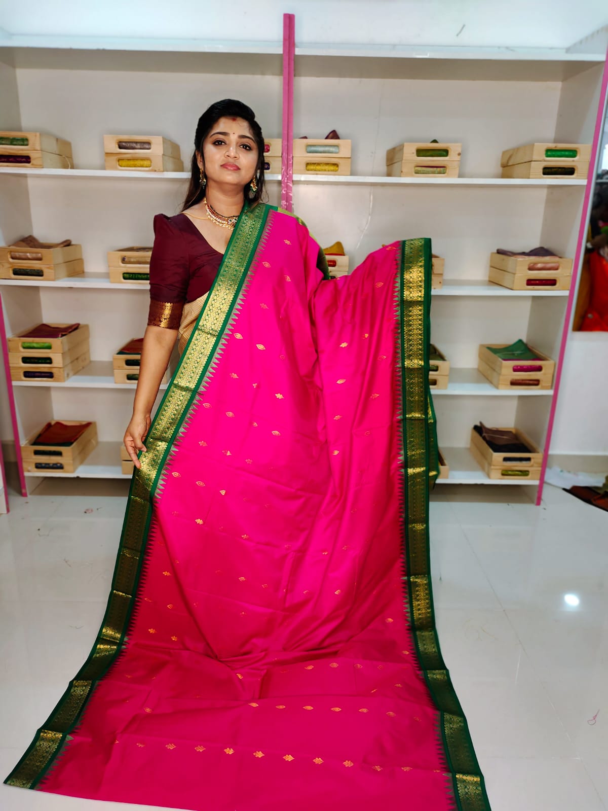 Clearnce sale gadwal