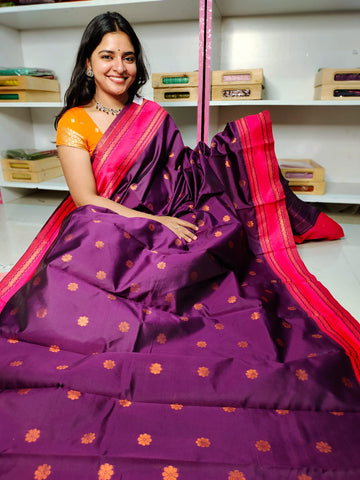 దీపావళికి చీరలు ఆఫర్ చేయండి