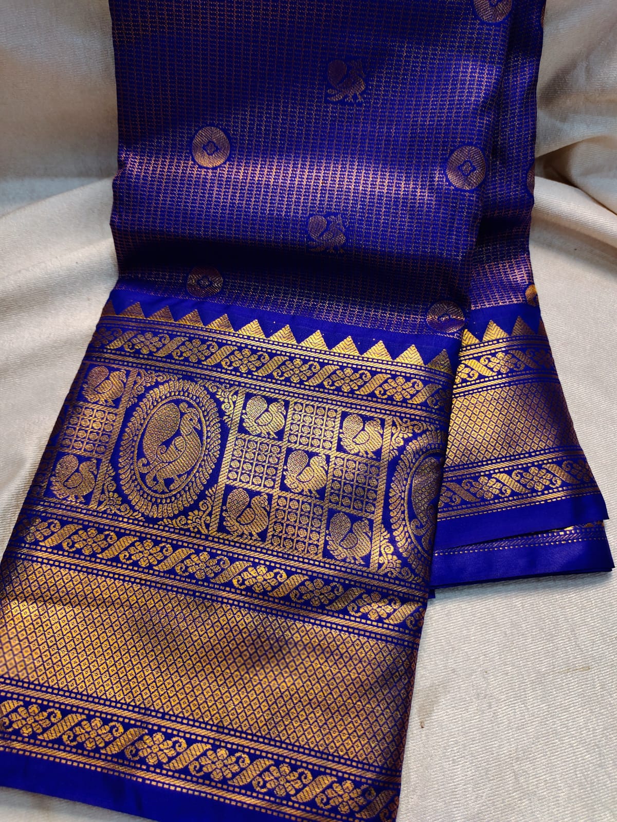 Vintage gadwal sarees