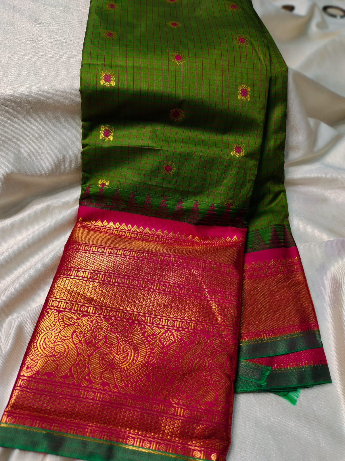 Vintage gadwal silk