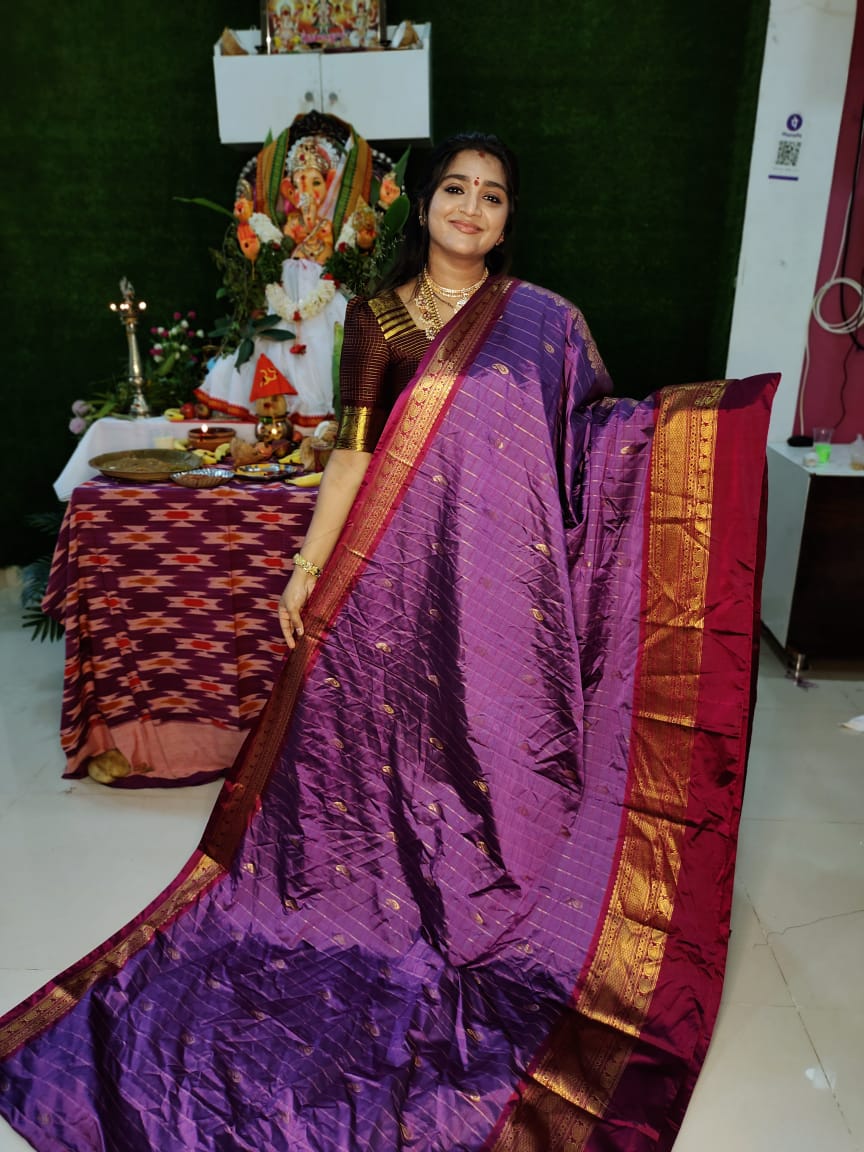 Vitange gadwal silk