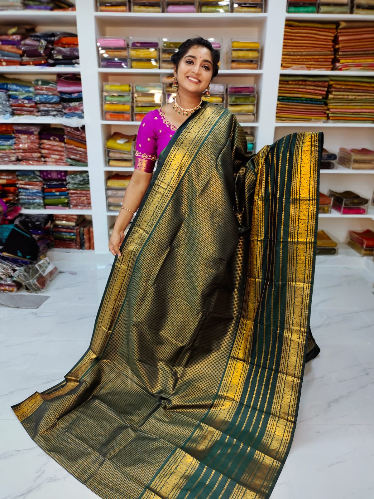 50% offer Valli gadwal