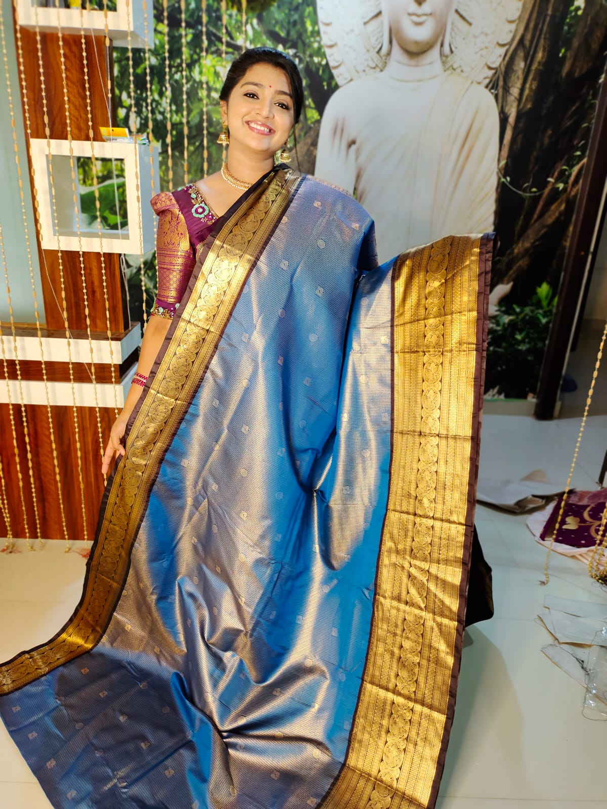 50% offer Valli gadwal