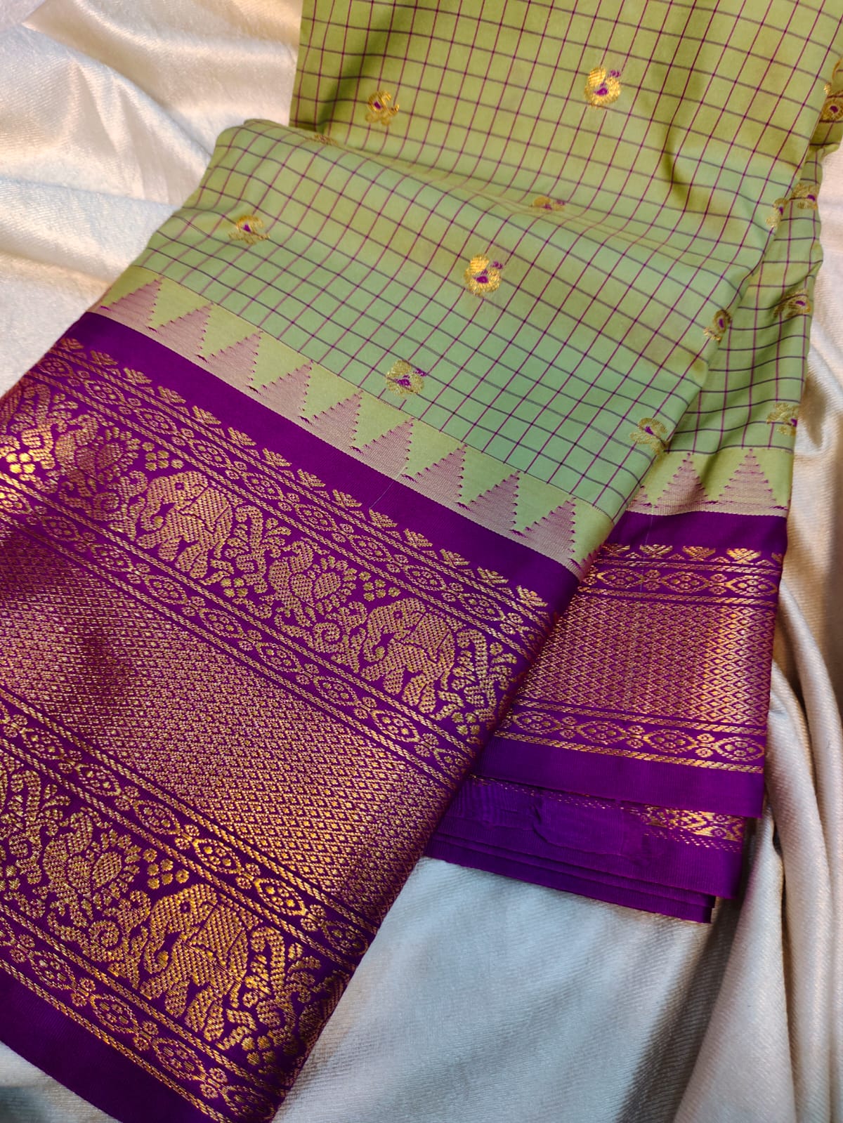 Sravanam gadwal sale