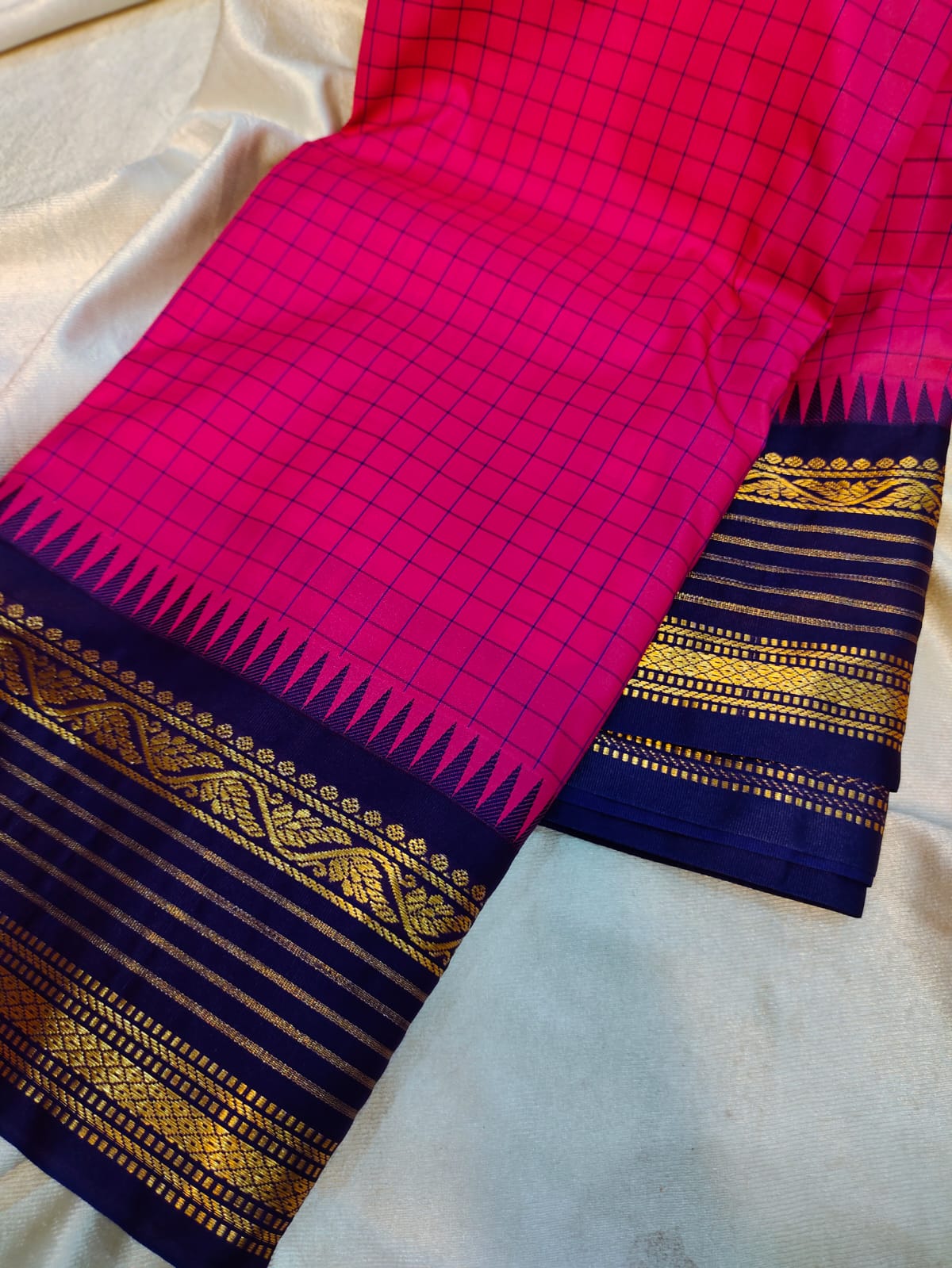 Sravanam gadwal sale