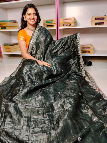 దీపావళికి చీరలు ఆఫర్ చేయండి