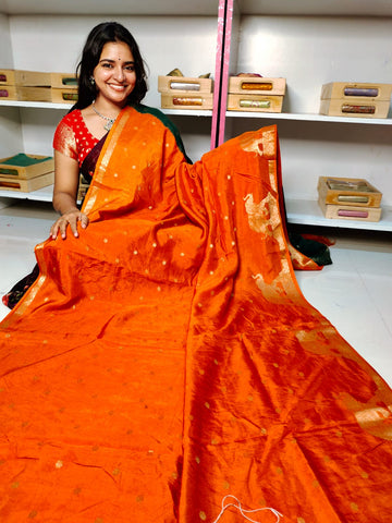 దీపావళికి చీరలు ఆఫర్ చేయండి